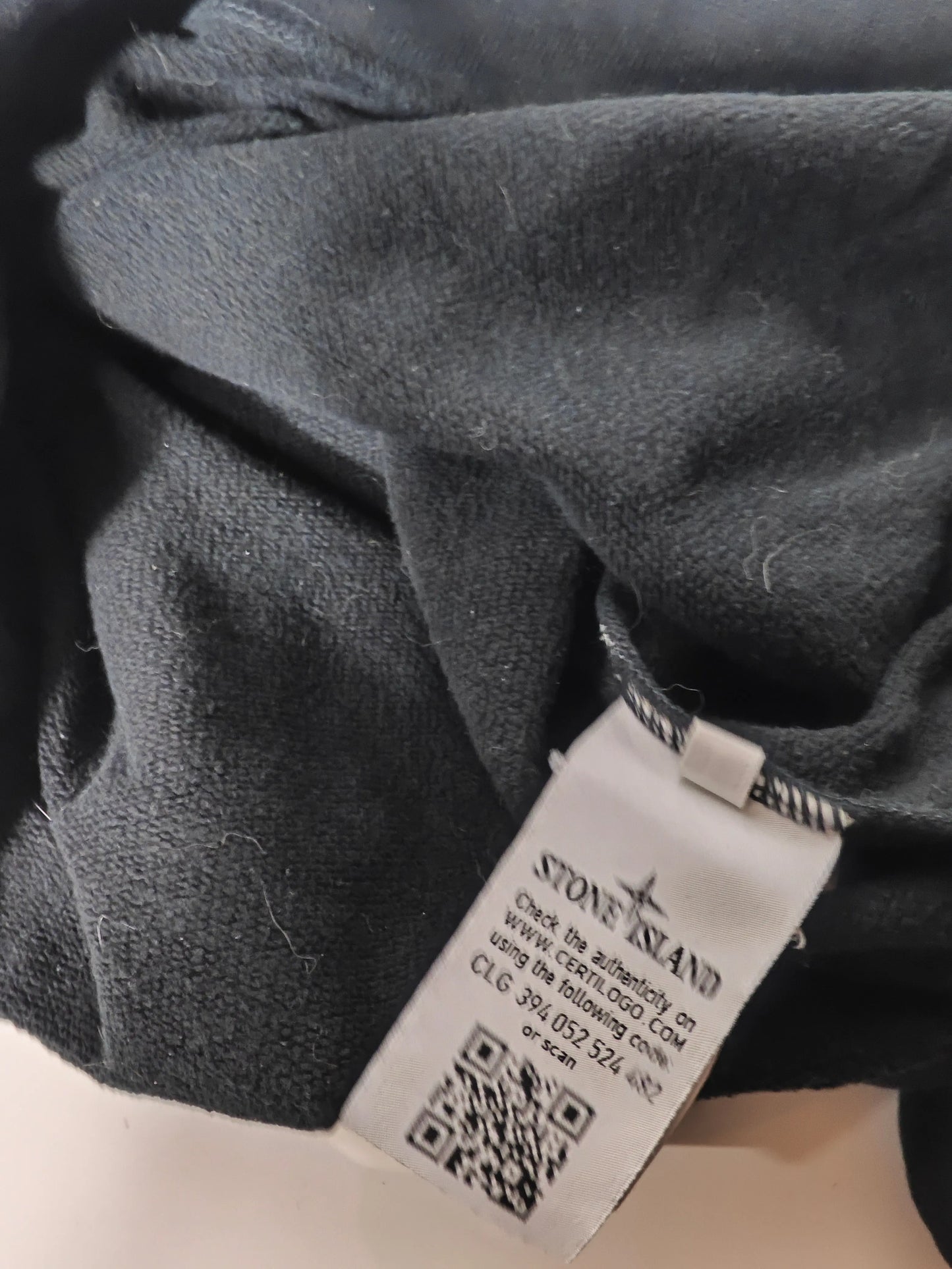 Sweat Stone Island – Noir – Brodé ton-sur-ton - SECONDE MAIN Stone Island
