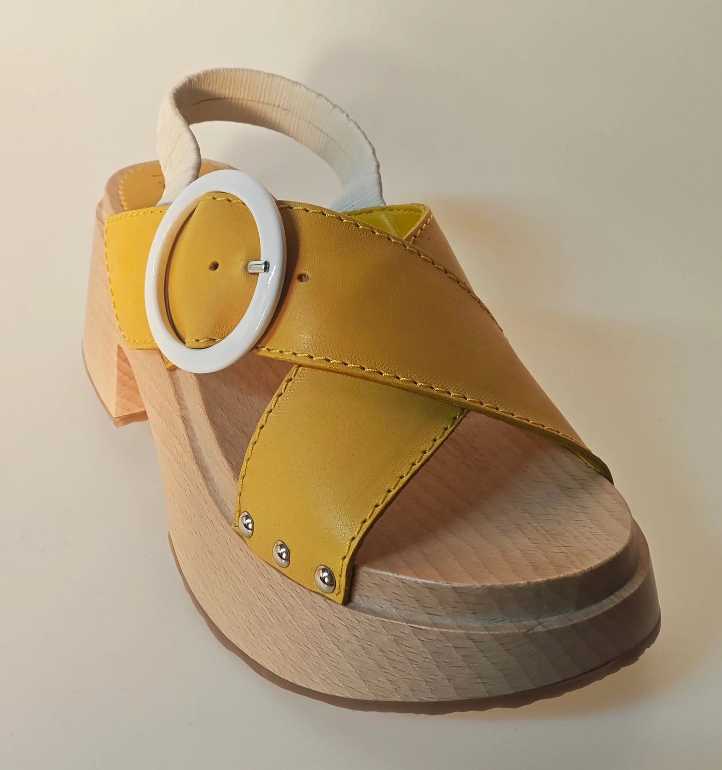 Free Lance – Marguerite 35 Dandelion / Powder White – Sandales en Bois T.35 Free Lance