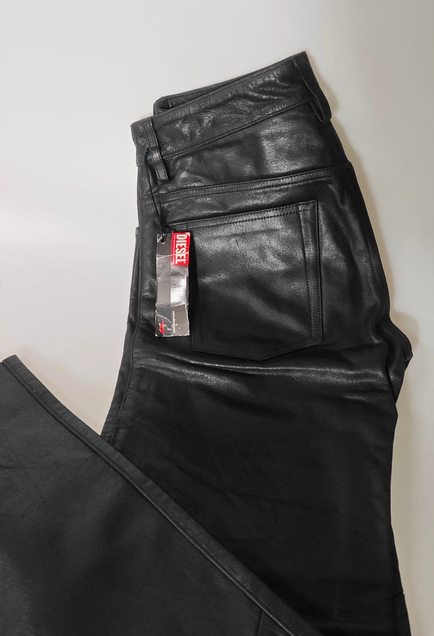 Pantalon DIESEL en cuir véritable – Noir – Taille 28/33 Diesel