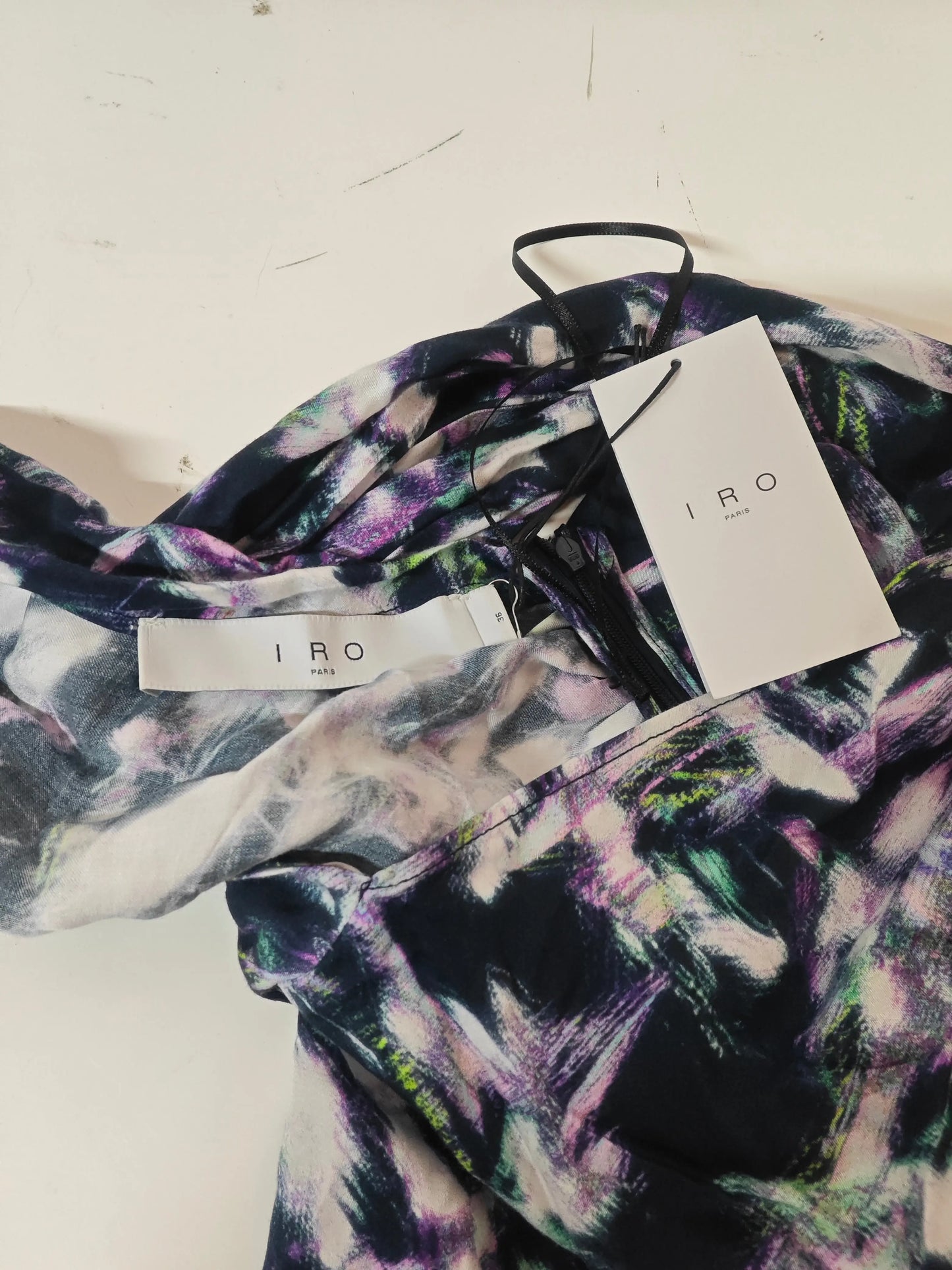Robe IRO Paris – Neuve avec étiquettes – Taille 38 IRO