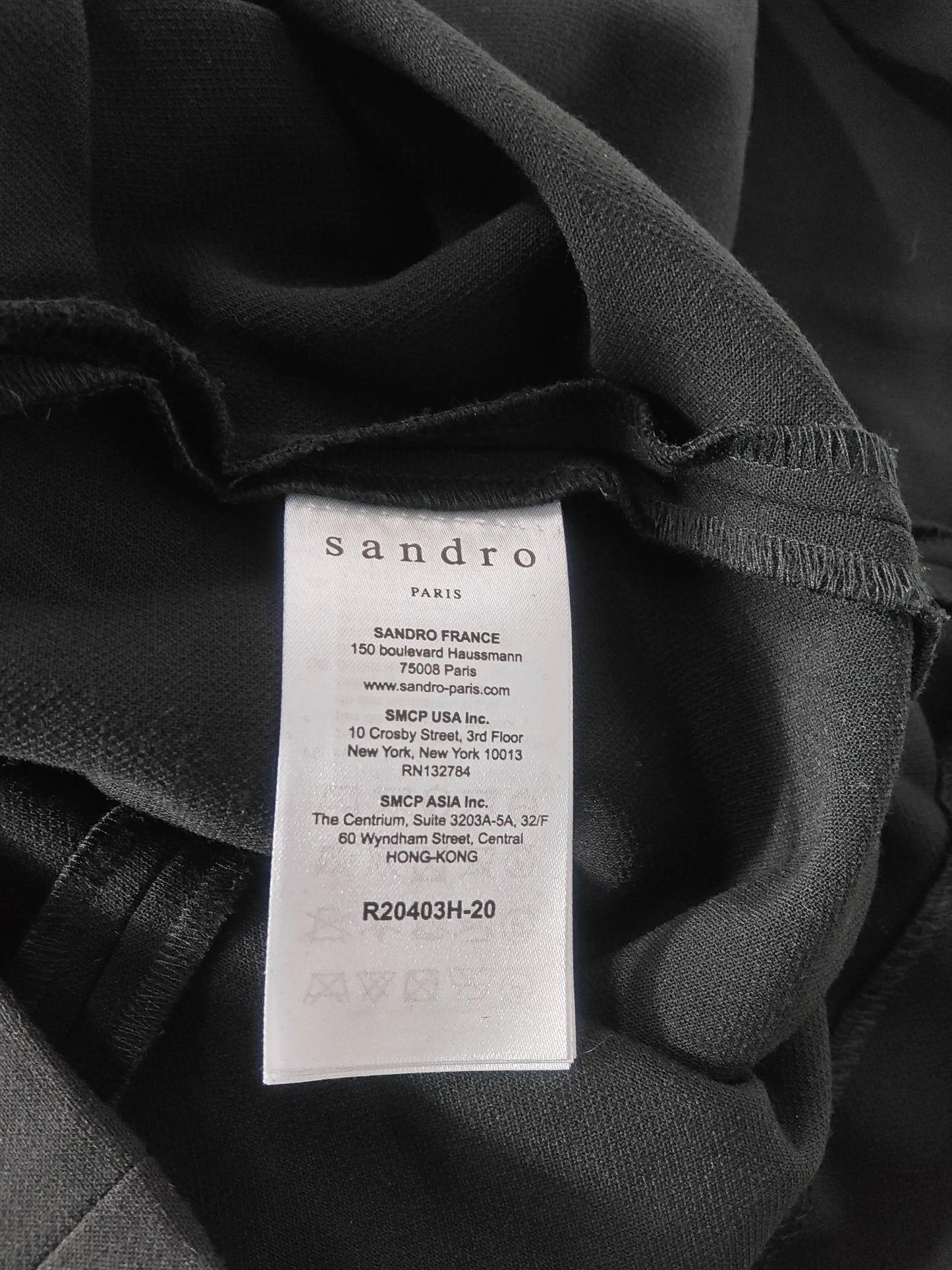 Robe Sandro Paris – noire avec col blanc Sandro