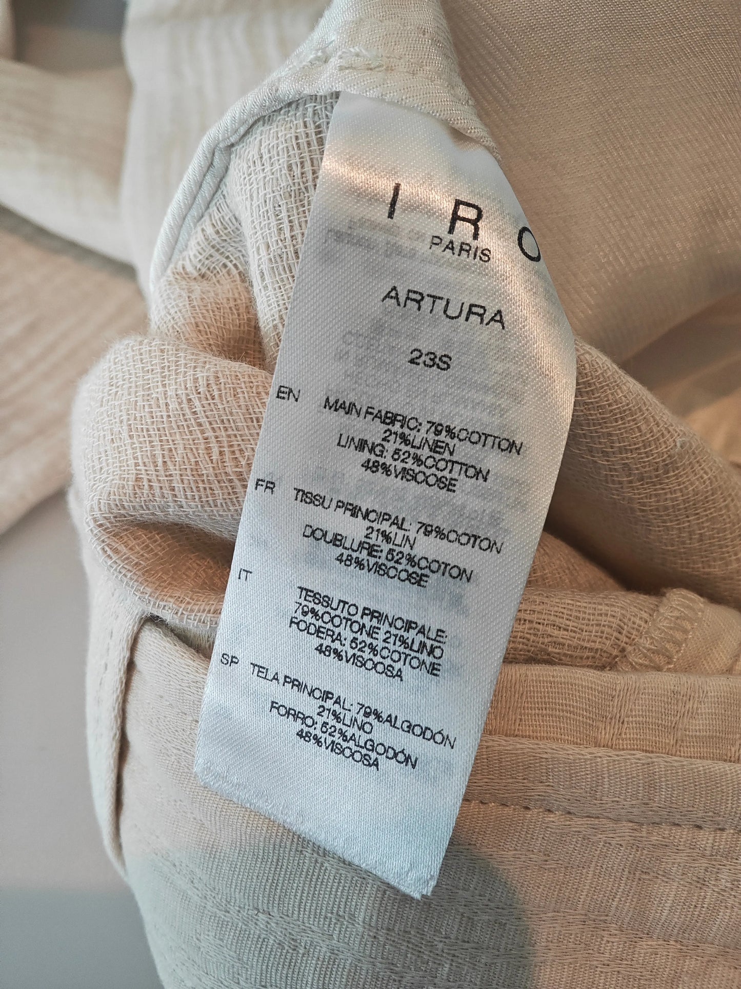 Magnifique pantalon IRO Paris modèle Artura, neuf avec étiquette, dans un très joli coloris crème / écru IRO
