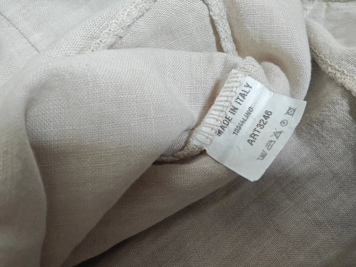 Top en lin beige clair made in Italy boutons nacrés M - SECONDE MAIN Upstyle Destock