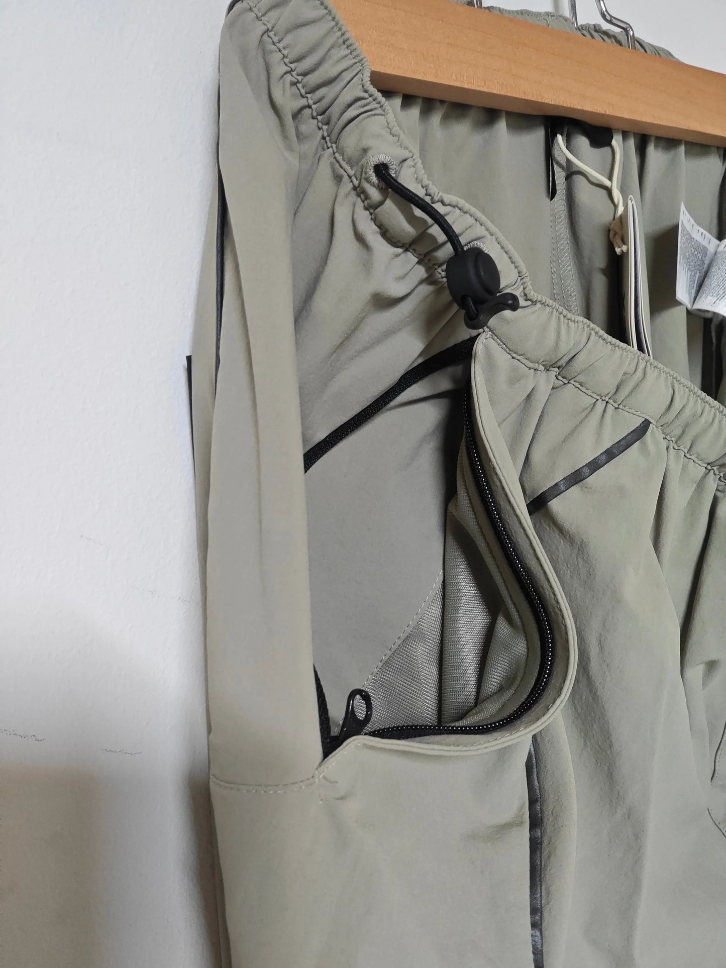 Adidas Terrex x National Geographic pantalon beige taille M Terrex
