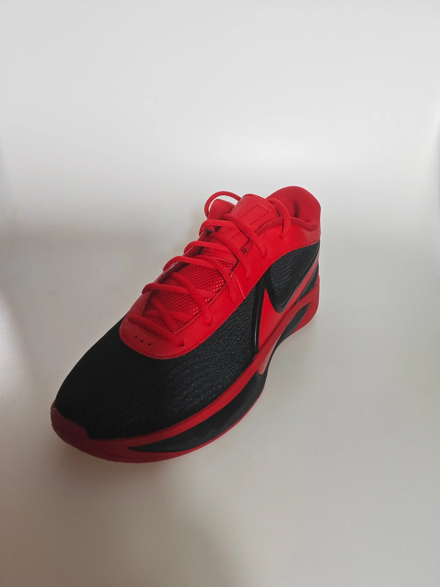 Nike Giannis Freak 6 rouge et noir homme pointure 46 nike