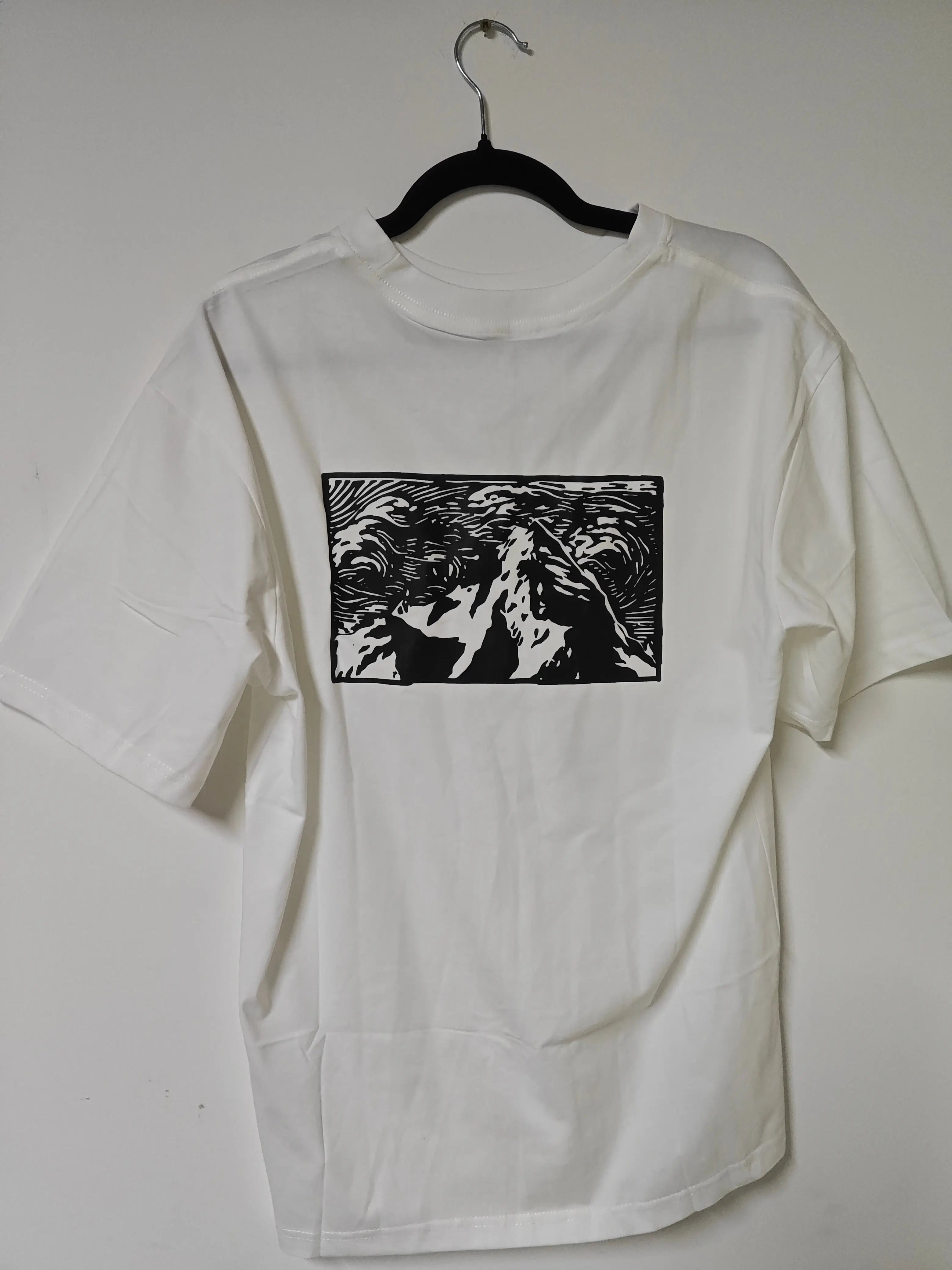 T-shirt Sakai japonais blanc imprimé graphique noir taille M Upstyle Destock