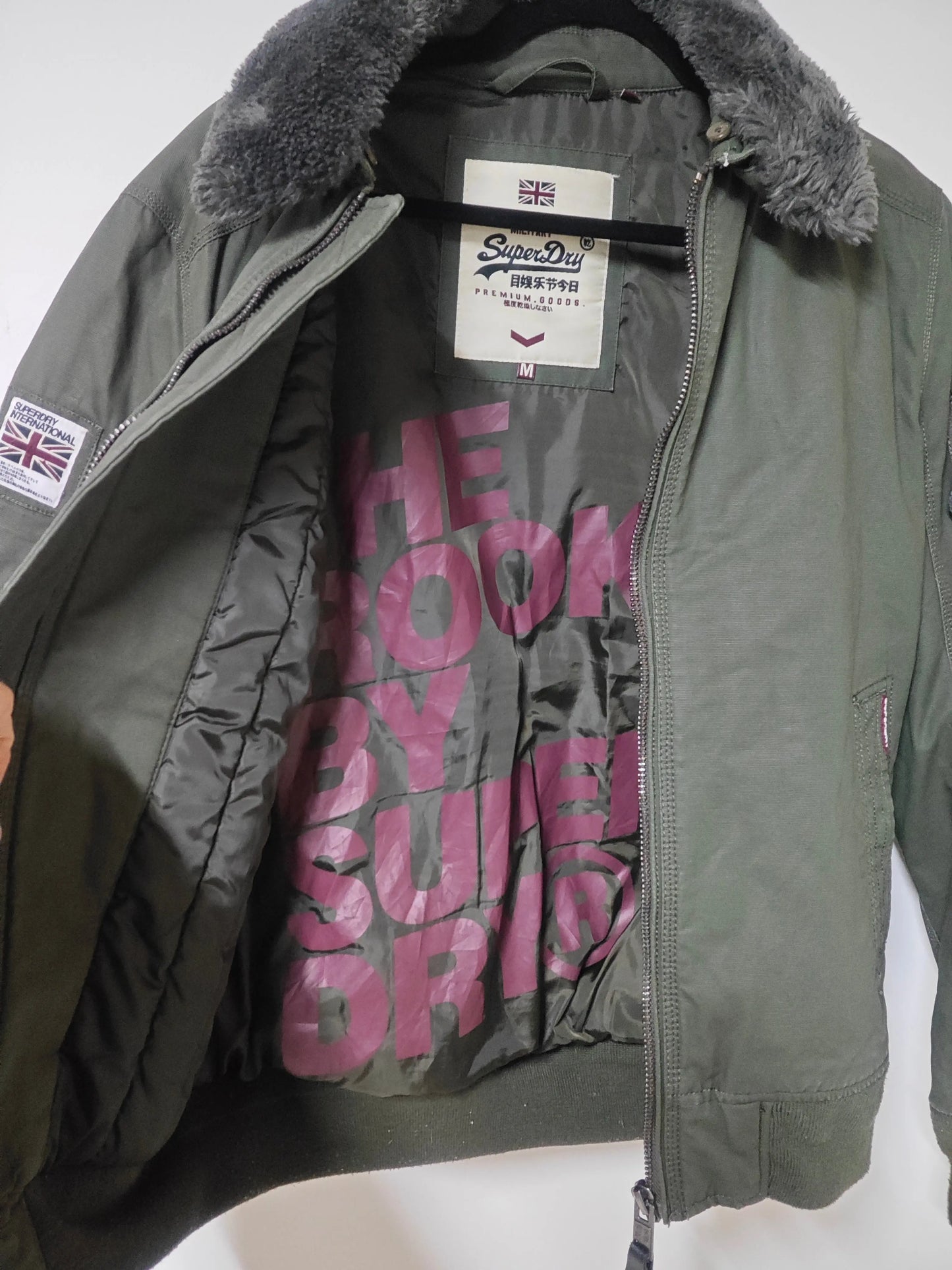 Blouson bomber Superdry kaki col fausse fourrure taille M - SECONDE MAIN Superdry