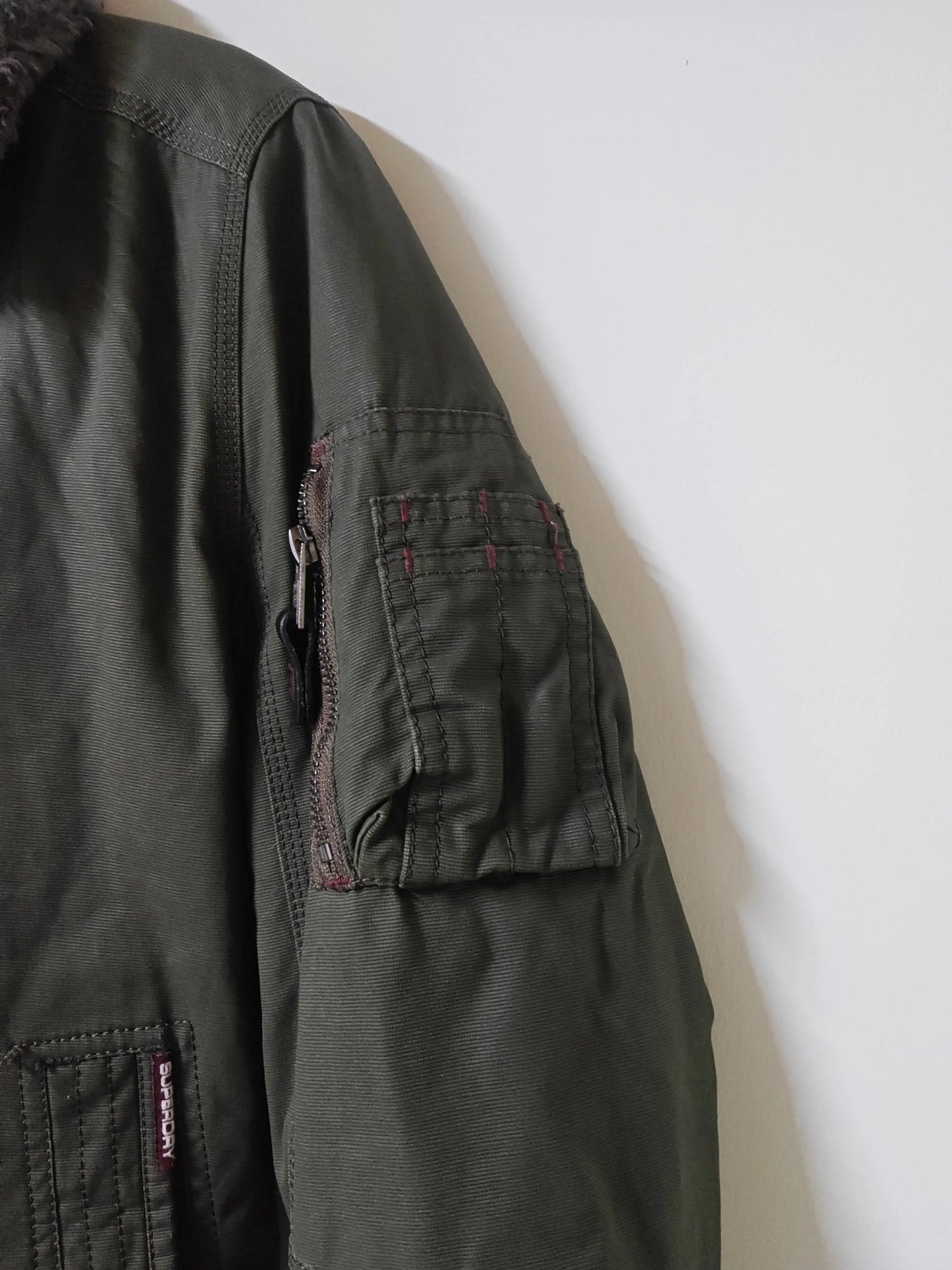 Blouson bomber Superdry kaki col fausse fourrure taille M - SECONDE MAIN Superdry