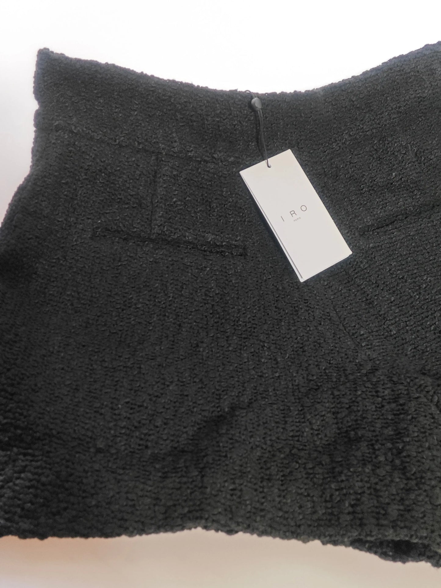 Short IRO Paris noir texturé bouclette taille non visible IRO