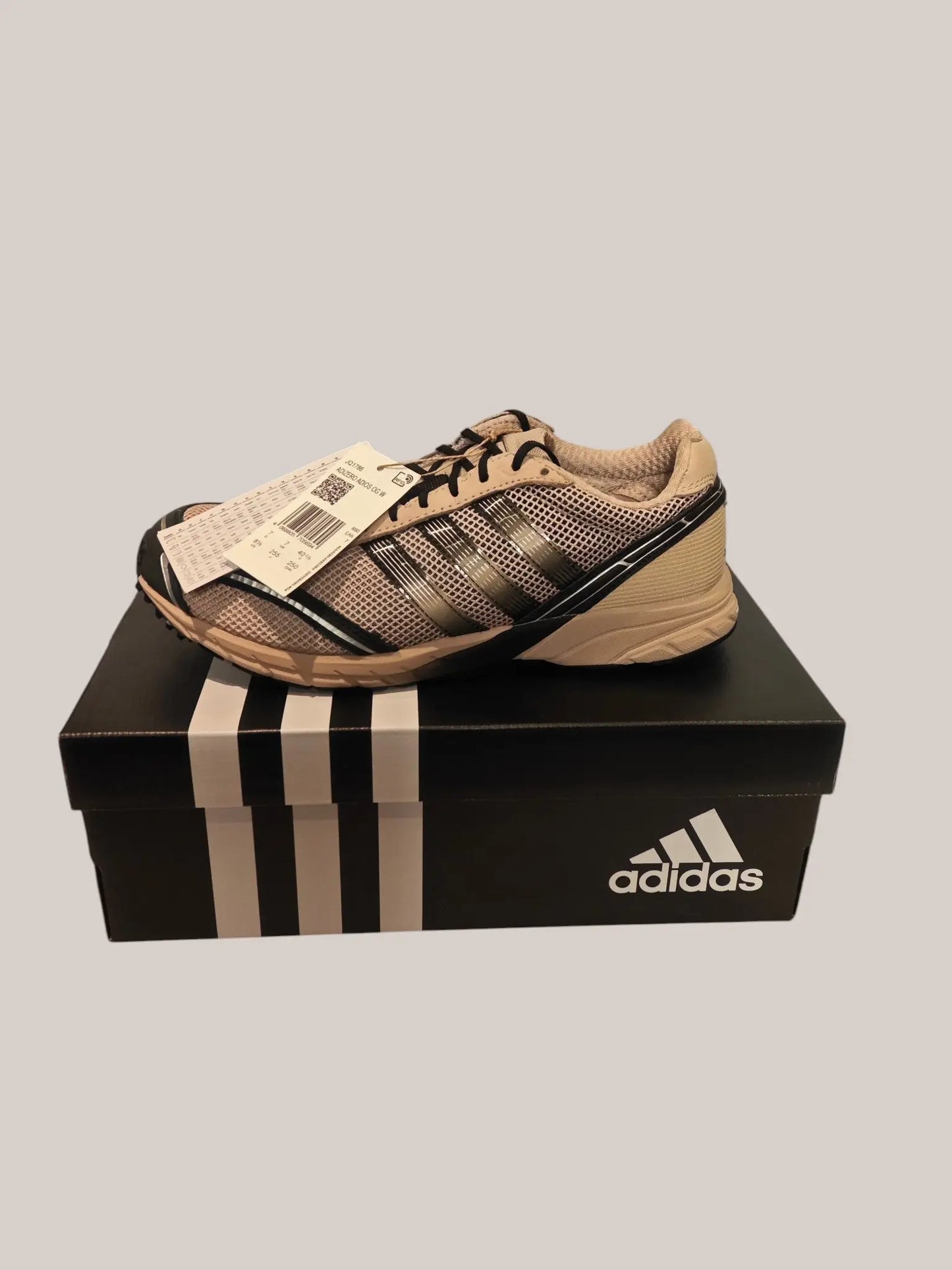 Adidas Adizero Adios OG W – neuves – taille 40 2/3 – beige Adidas
