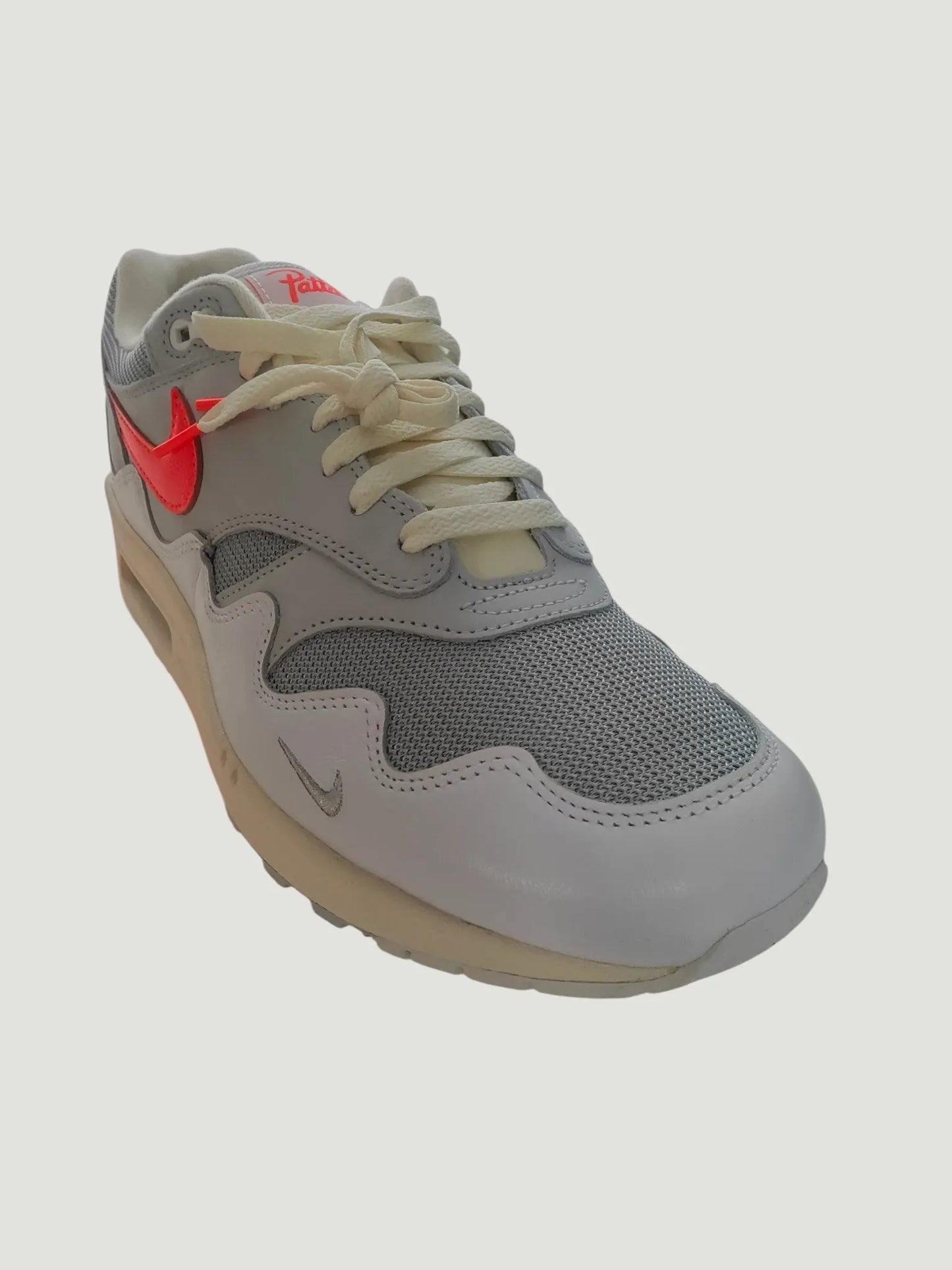 Patta X Nike Air Max 1 (White/Hyper Crimson-Pure Platinum) T46 nike
