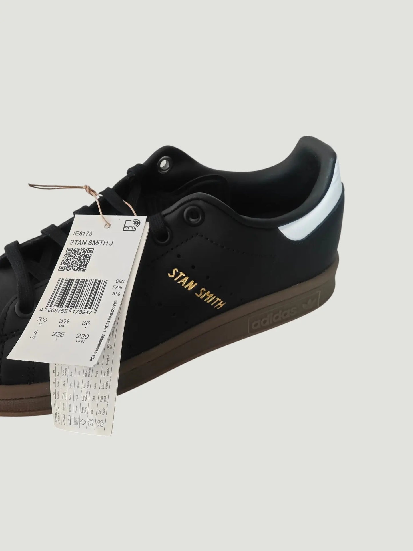 Adidas Stan Smith J neuves – T. 36 – noir/blanc – semelle gomme – boîte Adidas