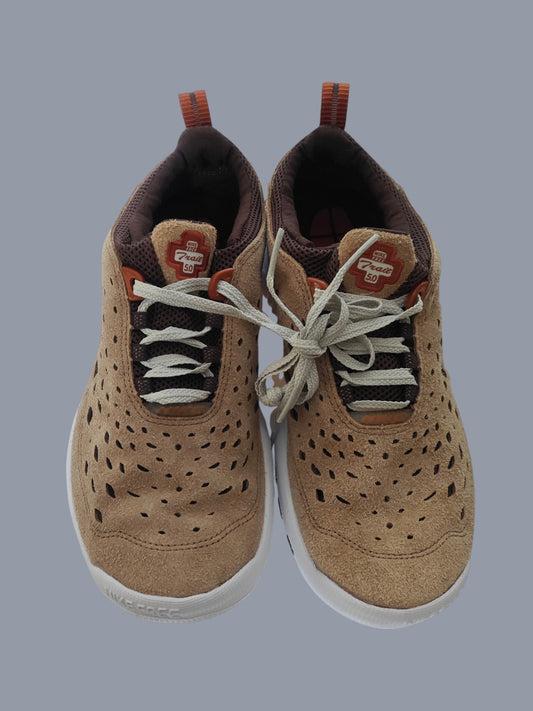 Nike Free Run Trail CW5814-200 T40.5 / UK 6.5 / US 7.5 – neuves sans boîte