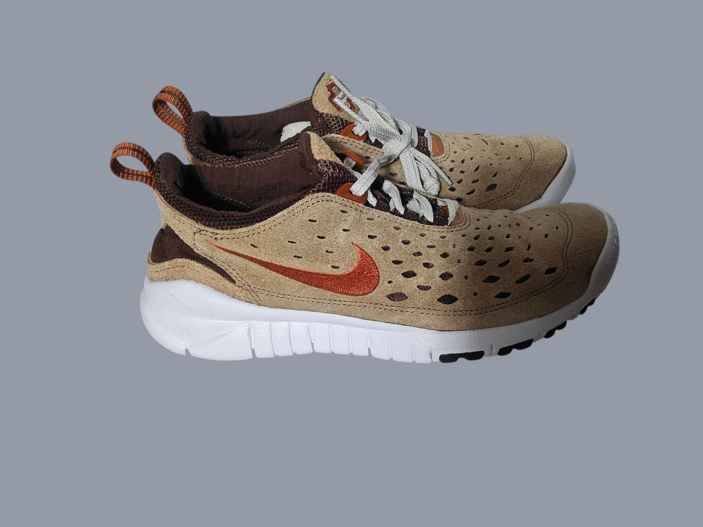 Nike Free Run Trail CW5814-200 T40.5 / UK 6.5 / US 7.5 – neuves sans boîte
