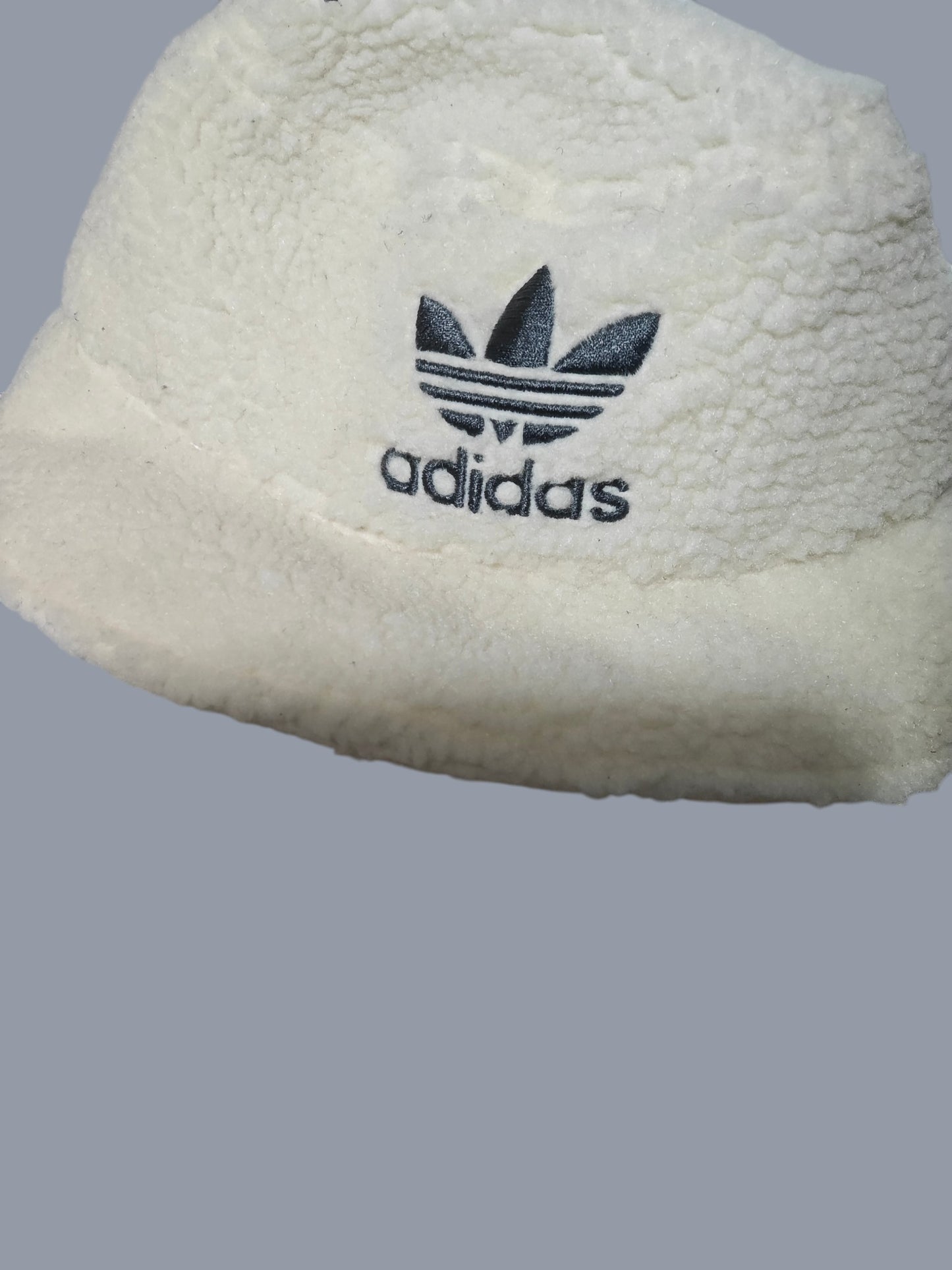 Bob Adidas Originals Sherpa crème OSFW