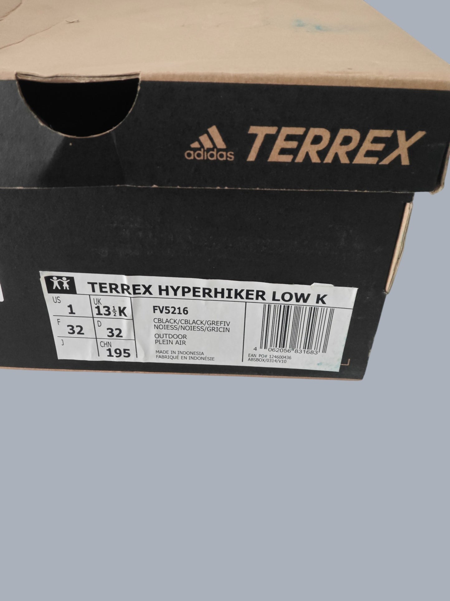 Adidas Terrex Hyperhiker L FV5216 – taille 32 – neuves avec étiquettes
