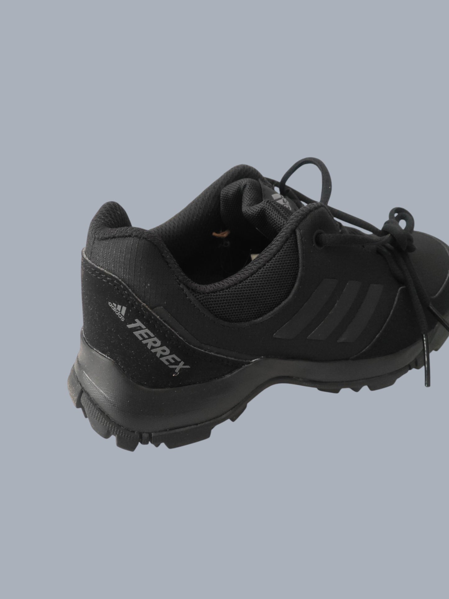 Adidas Terrex Hyperhiker L FV5216 – taille 32 – neuves avec étiquettes