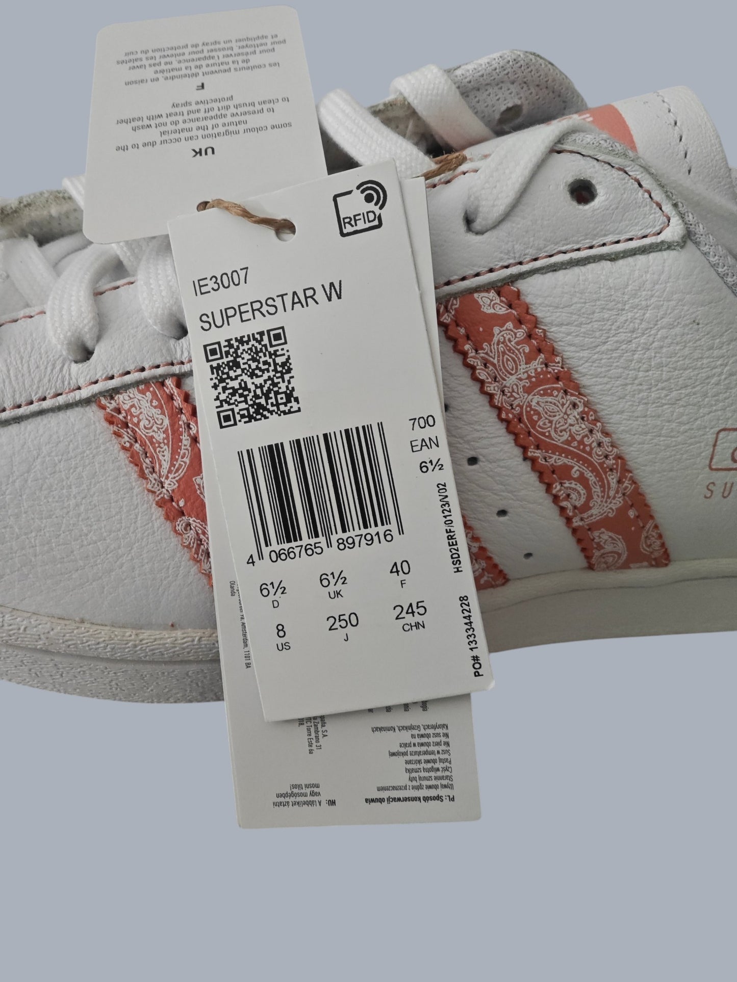 Adidas Superstar W paisley neuves – taille 41 1/3 – édition stylée