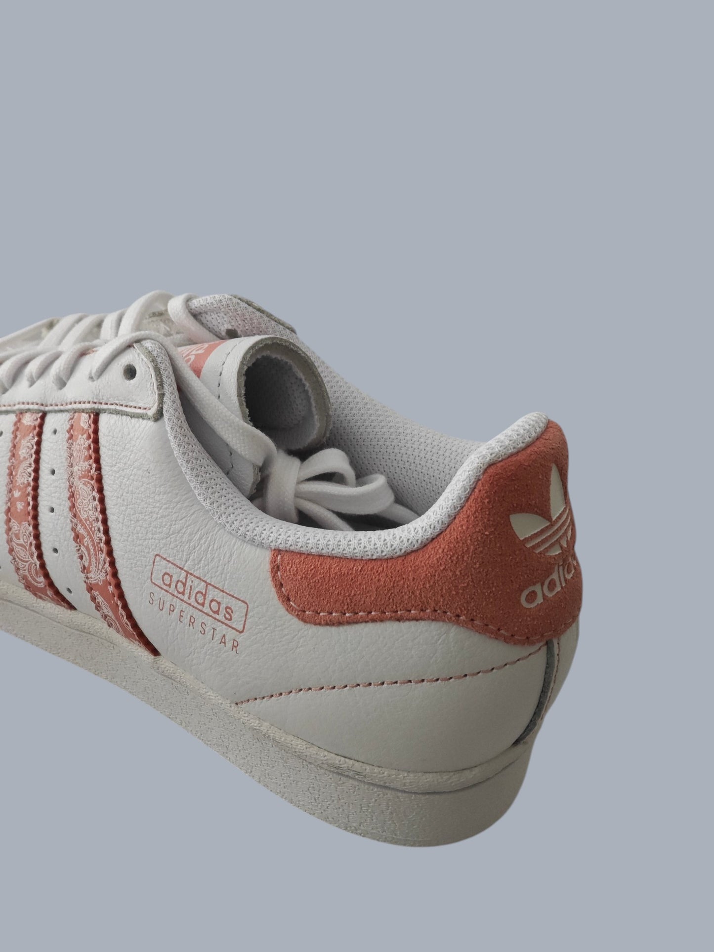 Adidas Superstar W paisley neuves – taille 41 1/3 – édition stylée