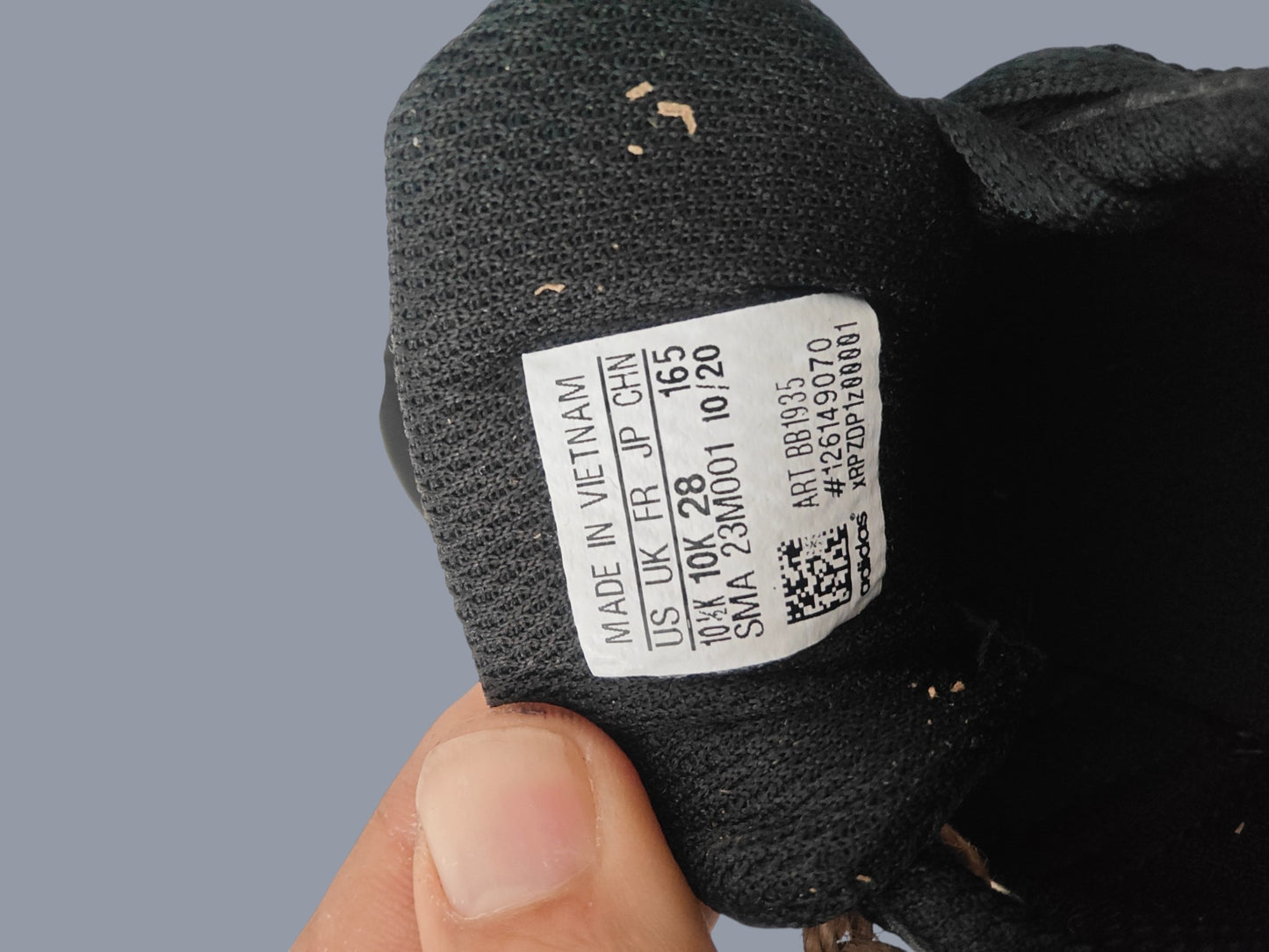 Chaussures Adidas Terrex AX2R K – Noir / Gris – Taille 28 – Neuves avec boîte