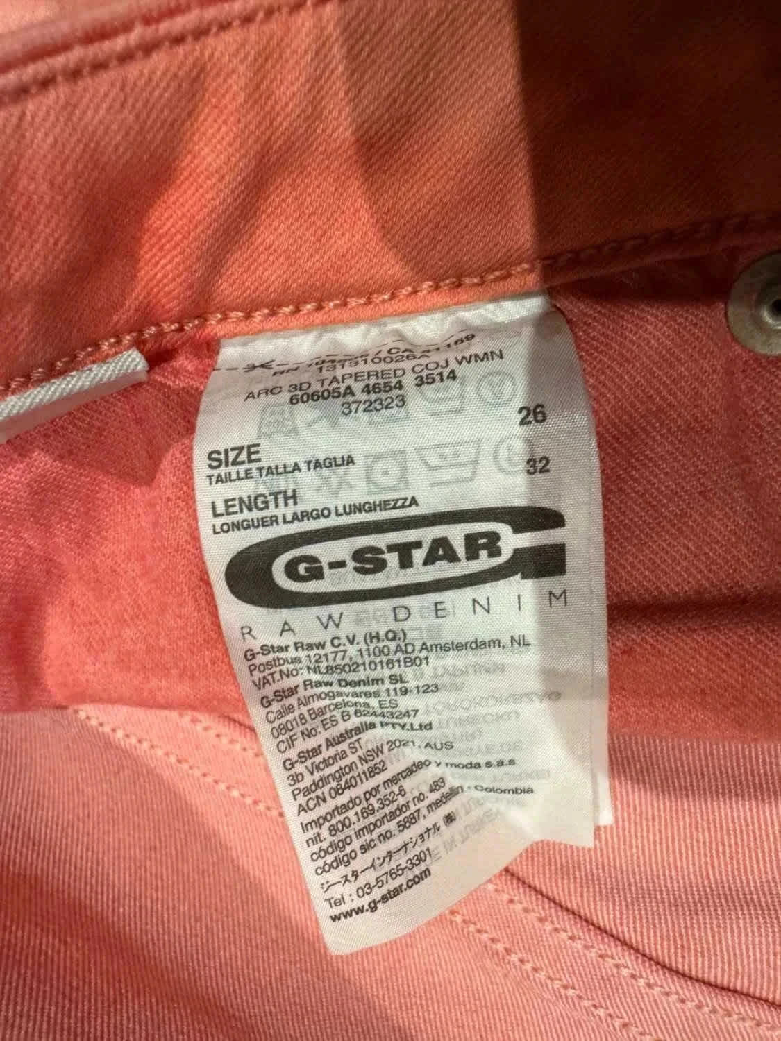 Jean rose ARC 3D Tapered de G-Star RAW, avec étiquette d'information visible.