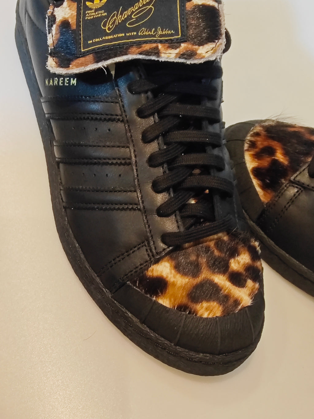 Adidas x Willy Chavarria x Kareem Abdul-Jabbar – Superstar Leopard – 43⅓