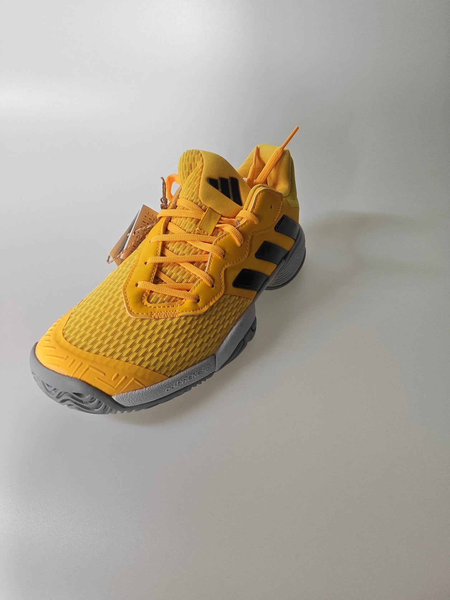 Adidas Barricade K – Taille 38 – Jaune / Noir T.38 Upstyle Destock