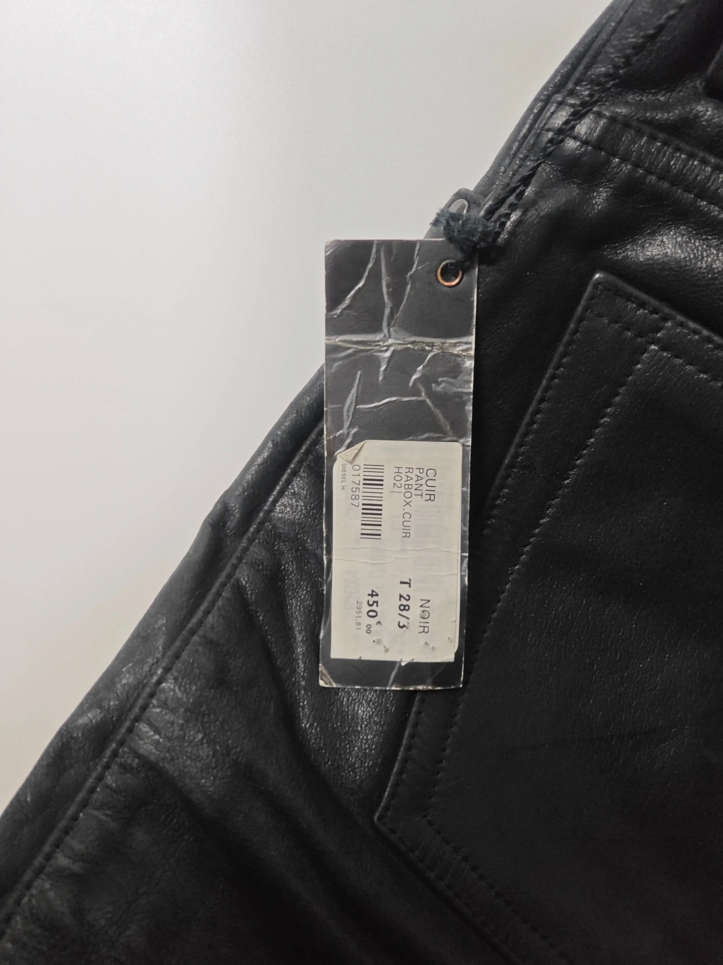 Pantalon DIESEL en cuir véritable – Noir – Taille 28/33 Diesel