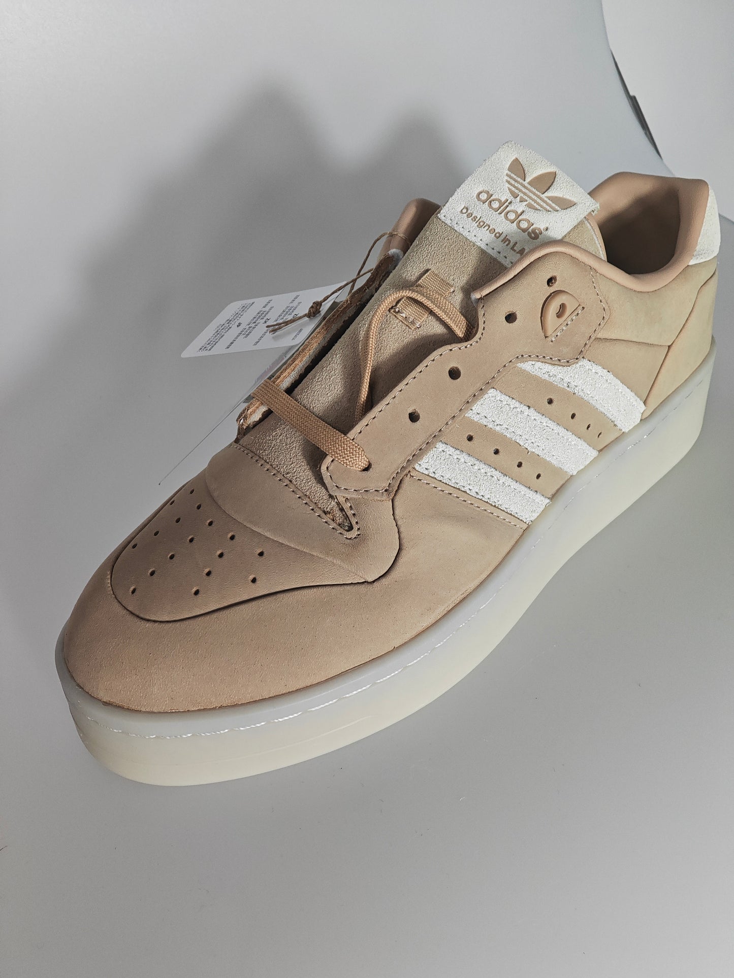 Adidas Rivalry Lux Low beige – neuves étiquette – T44.5