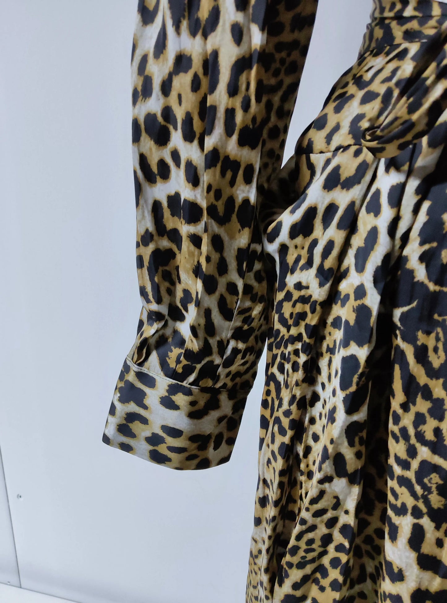 Robe Zadig & Voltaire léopard satinée – neuve avec étiquettes – T.S Zadig & Volataire