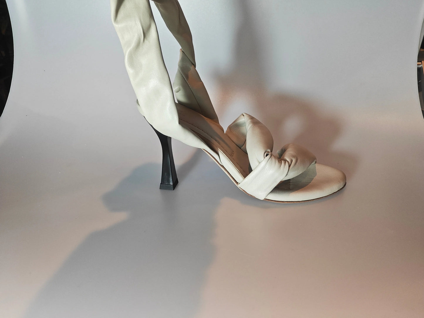 Sandales à talon IRO Paris cuir beige Oyster Grey – T37 – modèle avec liens – avec boîte & pochon IRO