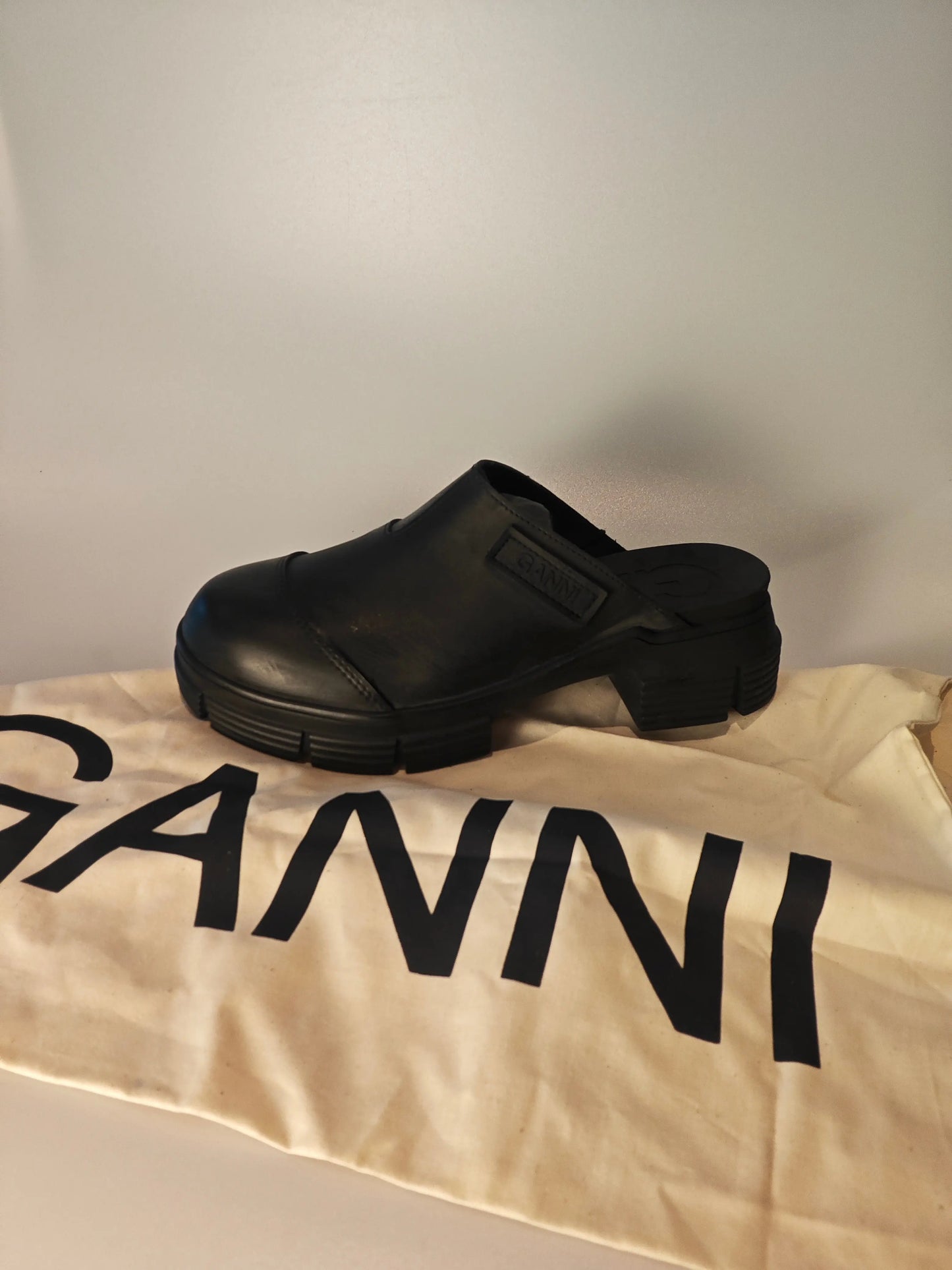 GANNI sabot / mule noir à talon – T35 – neuf avec boîte et dust bag Ganni