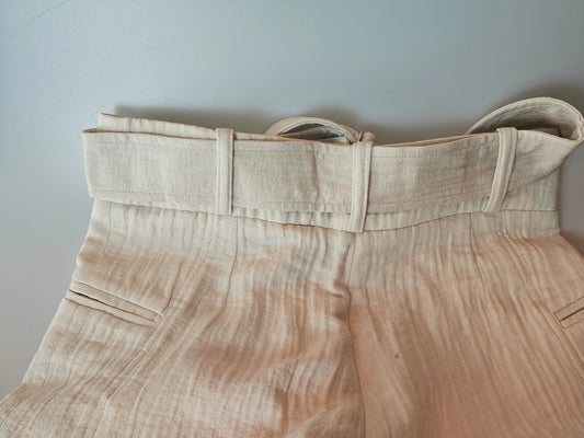 Magnifique pantalon IRO Paris modèle Artura, neuf avec étiquette, dans un très joli coloris crème / écru IRO