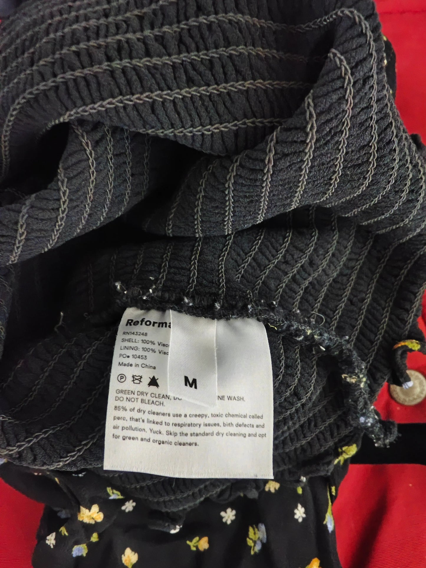 Top Reformation noir fleuri smocké manches longues taille M SECONDE MAIN Upstyle Destock