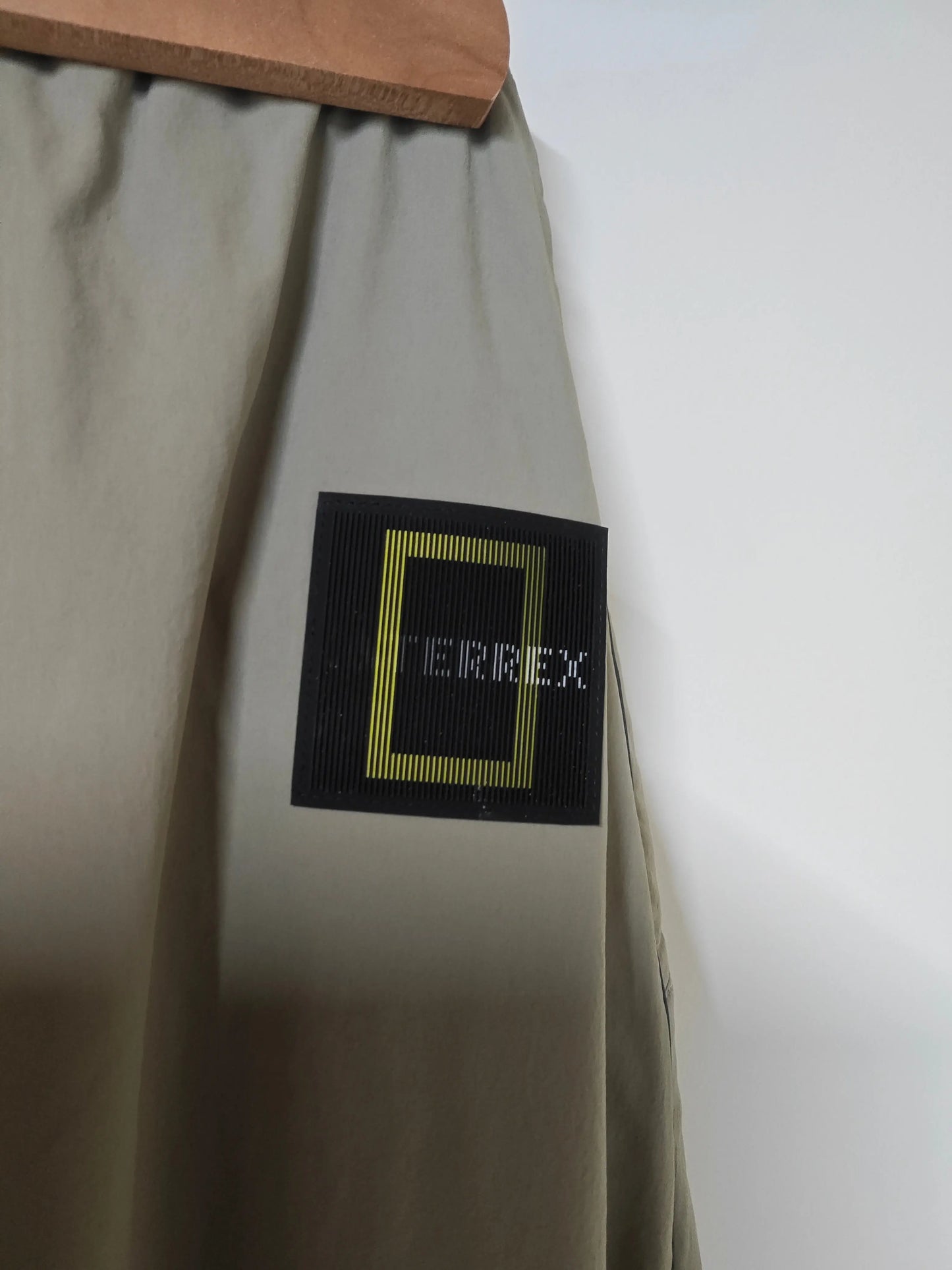Adidas Terrex x National Geographic pantalon beige taille M Terrex
