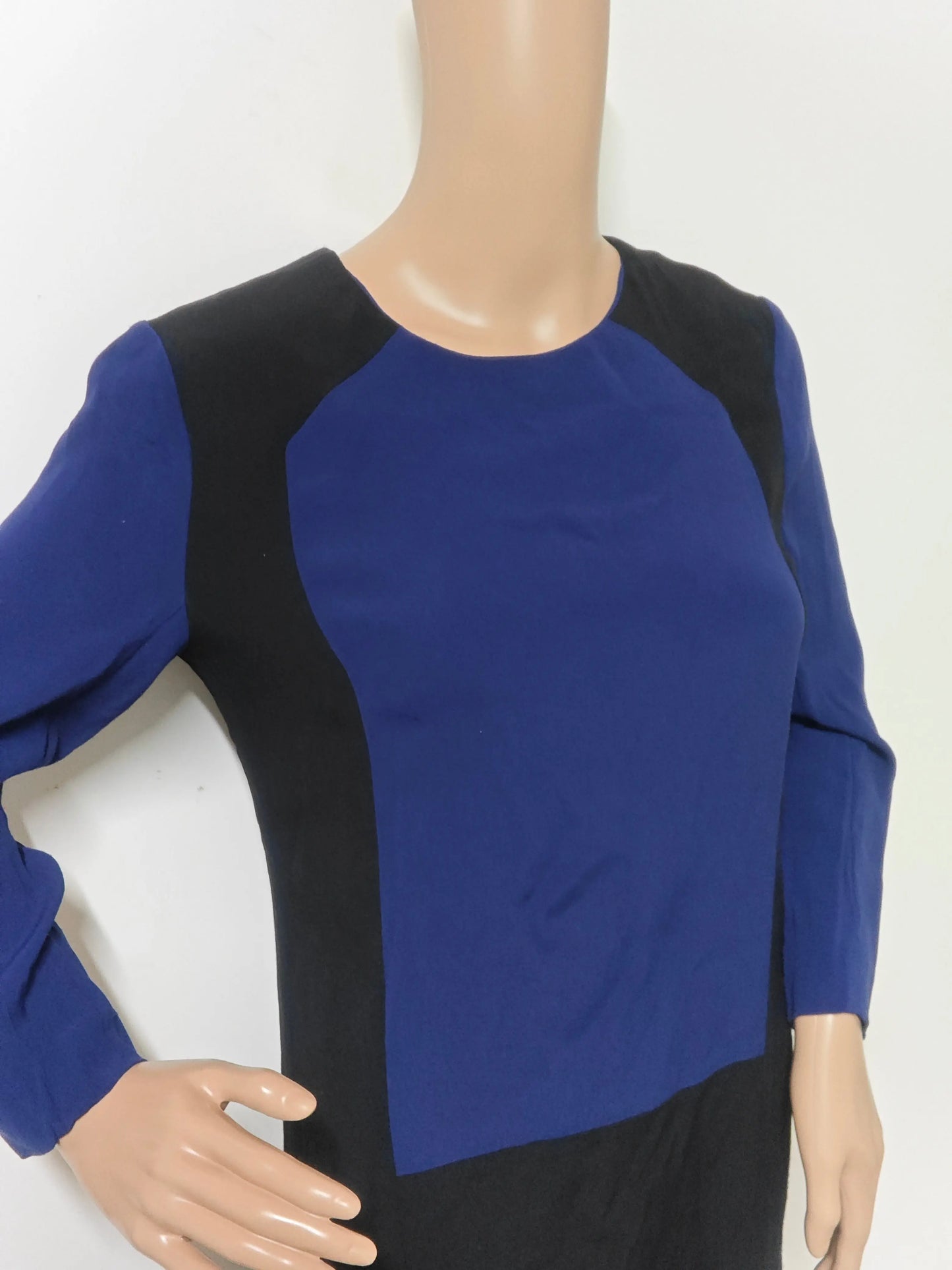 Robe Sandro bleu & noir – Taille 1 SECONDE MAIN sandro