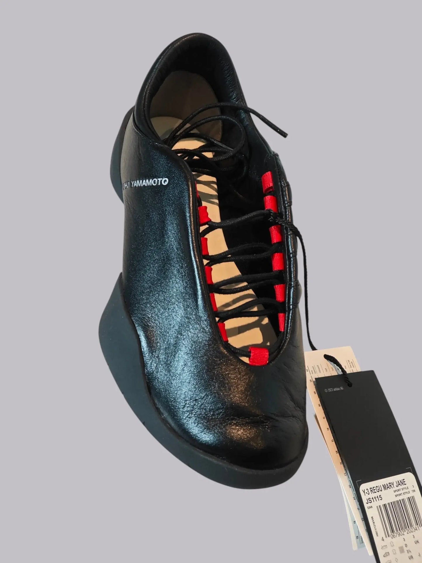 Y-3 Regu Mary Jane neuves noir/rouge T. 35,5 Adidas