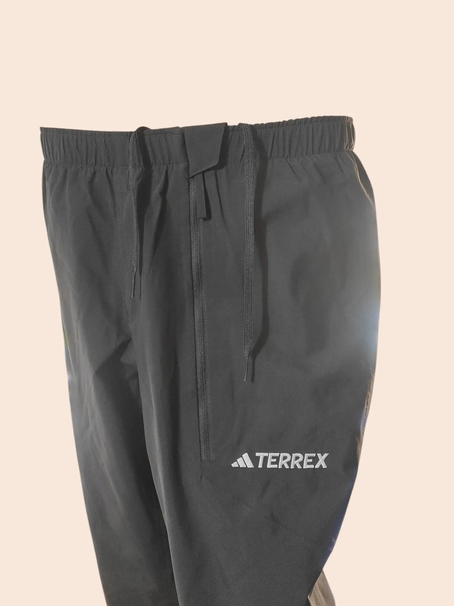 Pantalon adidas Terrex noir – neuf avec étiquette – taille S Adidas