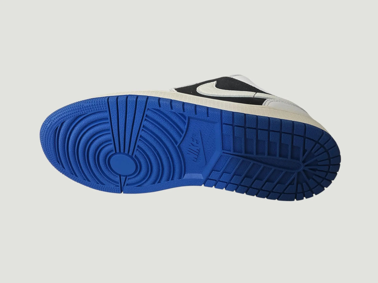 Air Jordan 1 Low Q54 neuves – T. 38,5 – Off Noir / Sail / Summit White nike