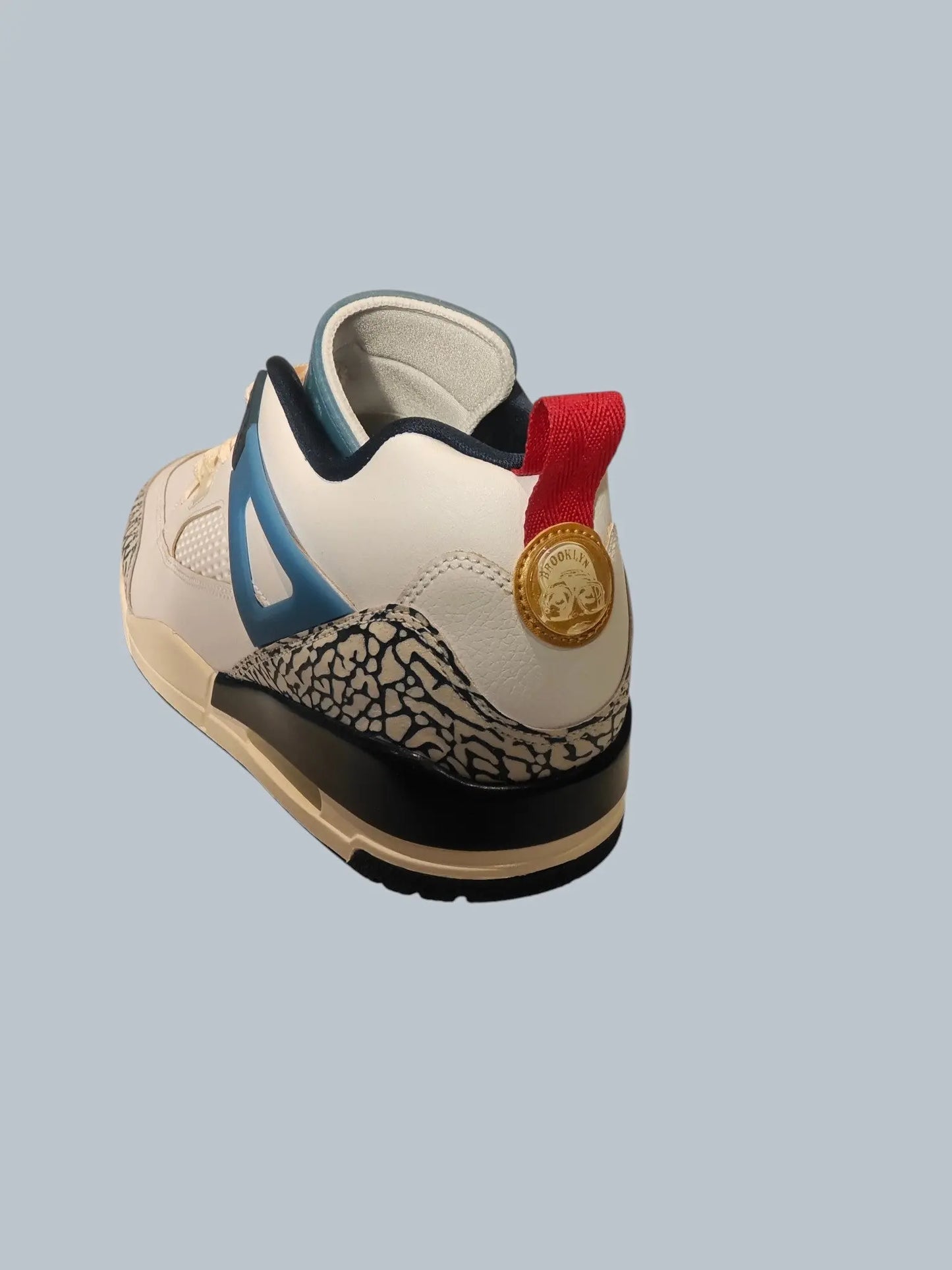 Jordan Spizike Low blanc / bleu / rouge / navy – T. 46 nike