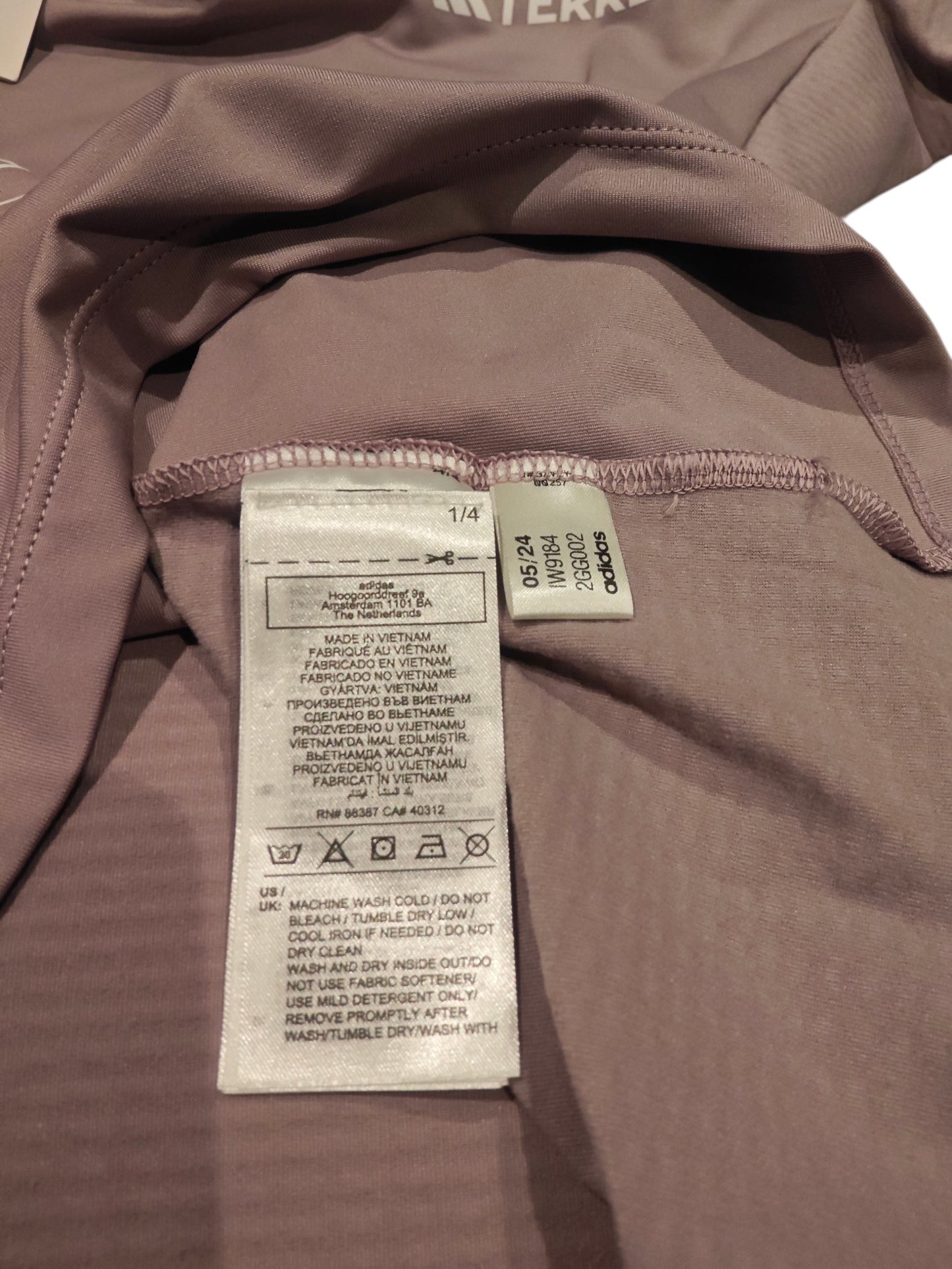 Haut Adidas Terrex femme manches longues col zippé rose mauve – taille L – neuf avec étiquette