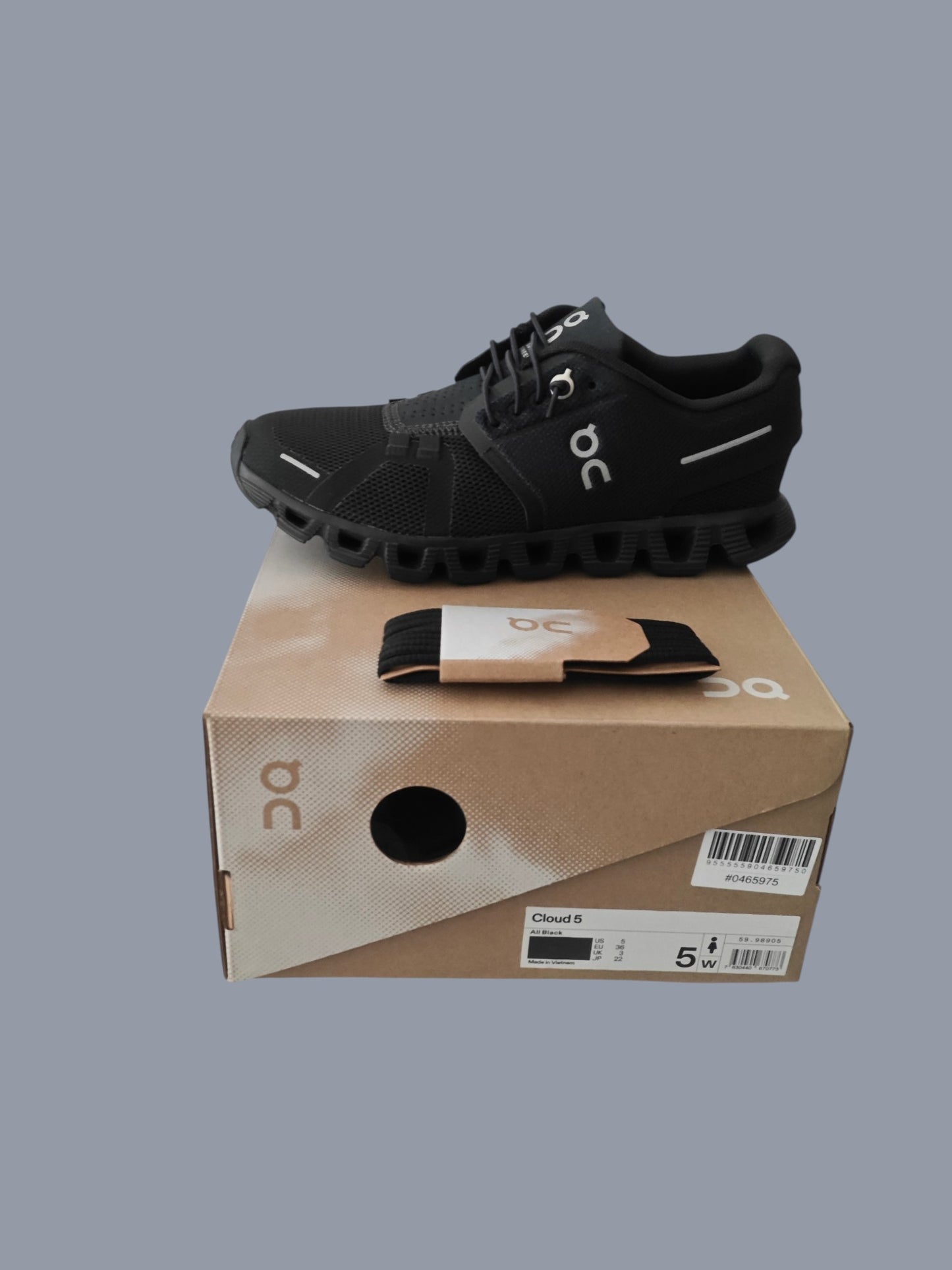 On Running Cloud 5 All Black – neuves avec boîte – 36