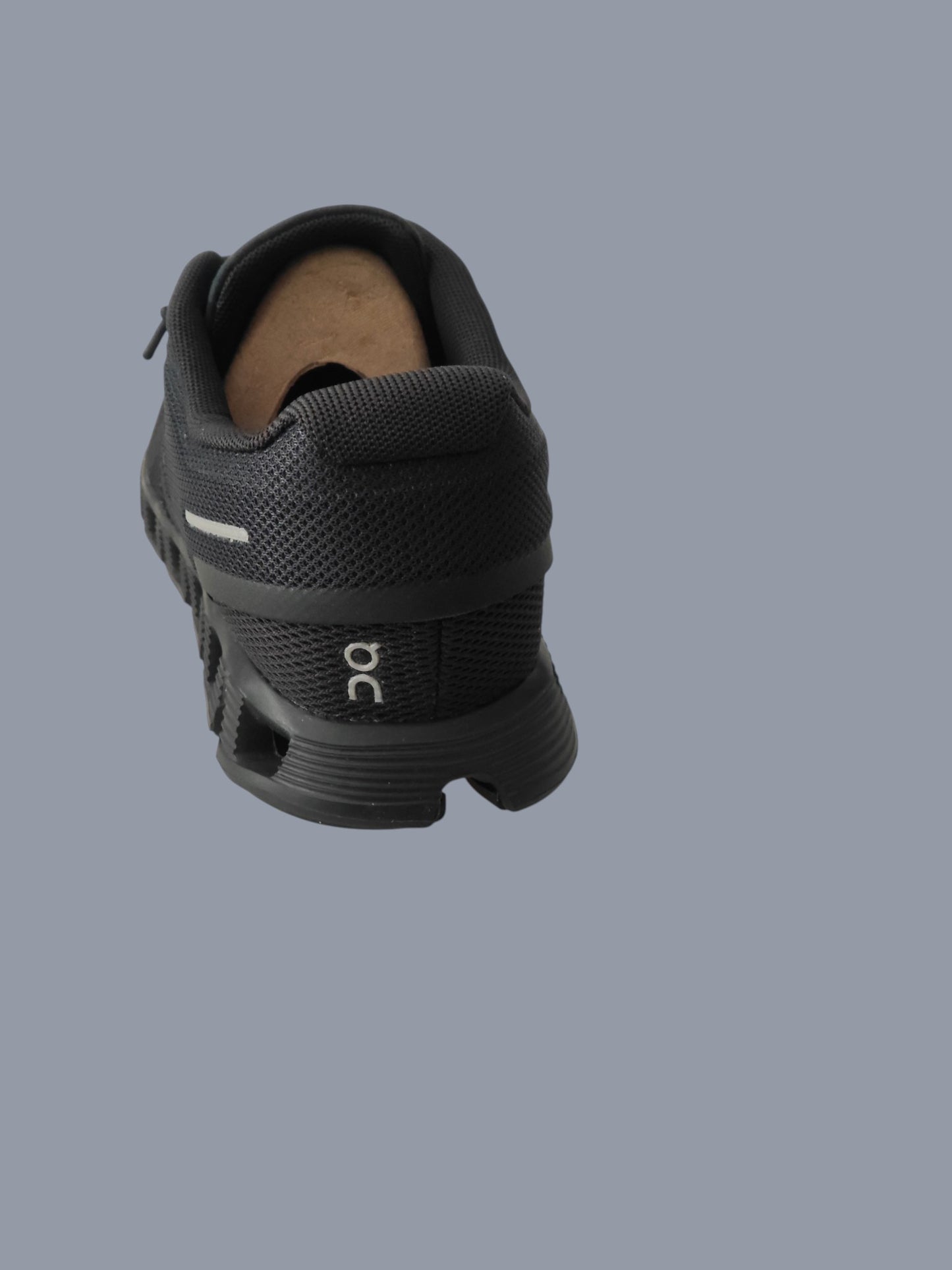 On Running Cloud 5 All Black – neuves avec boîte – 36