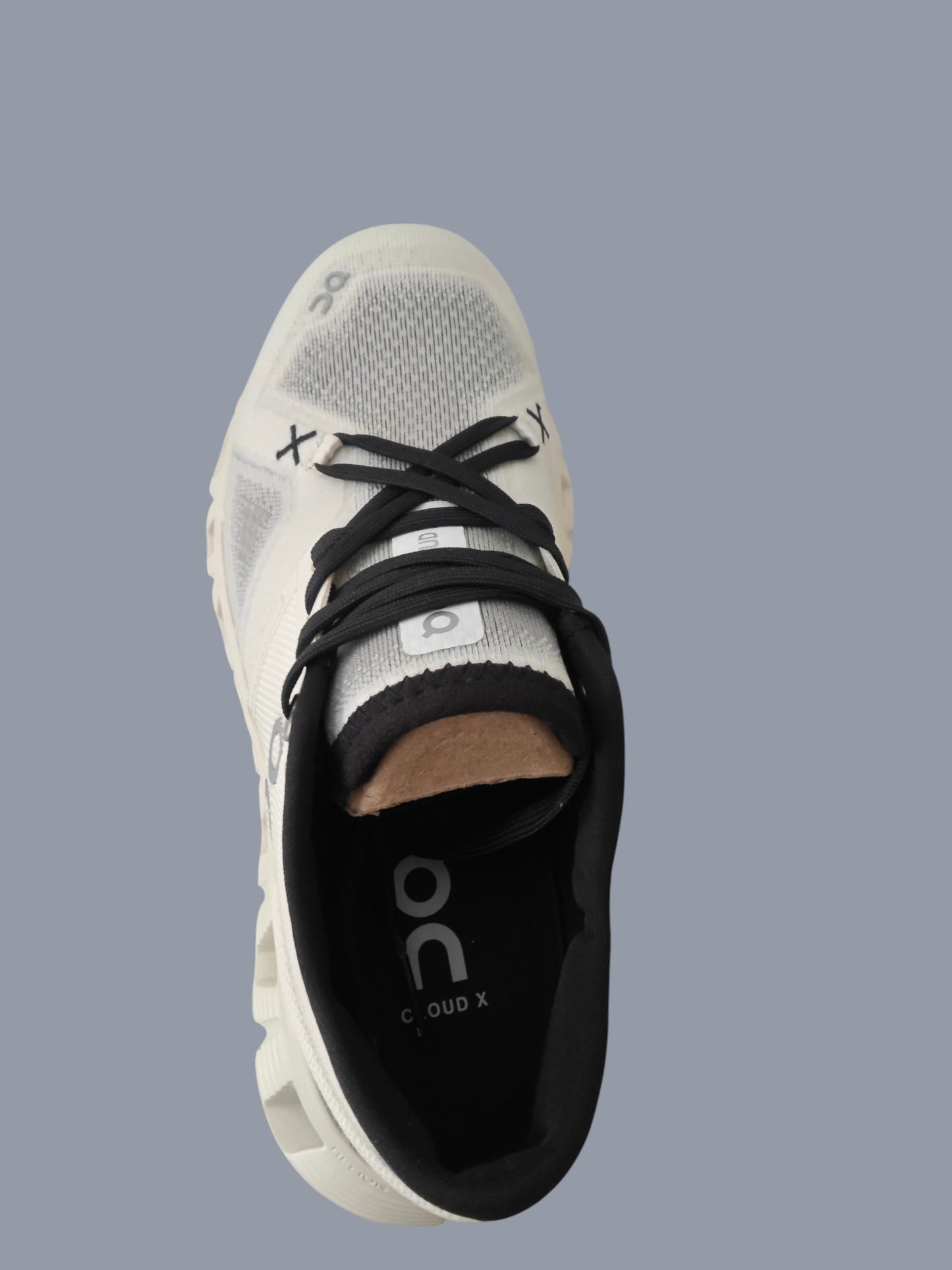 On Running Cloud X 3 blanc / noir – neuves avec boîte – 36