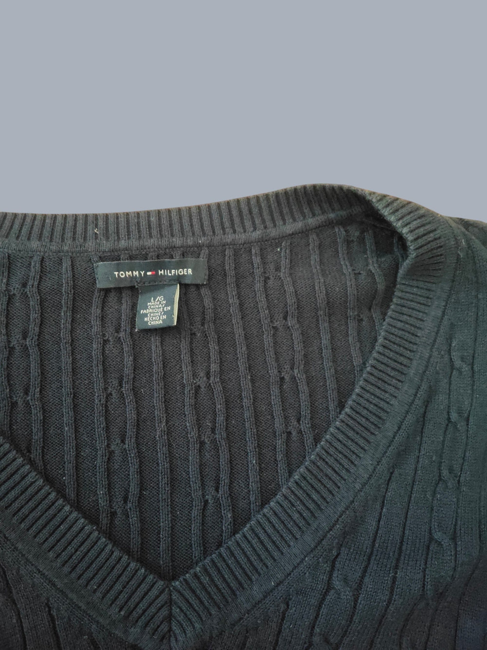 Pull Tommy Hilfiger noir col V maille texturée taille L