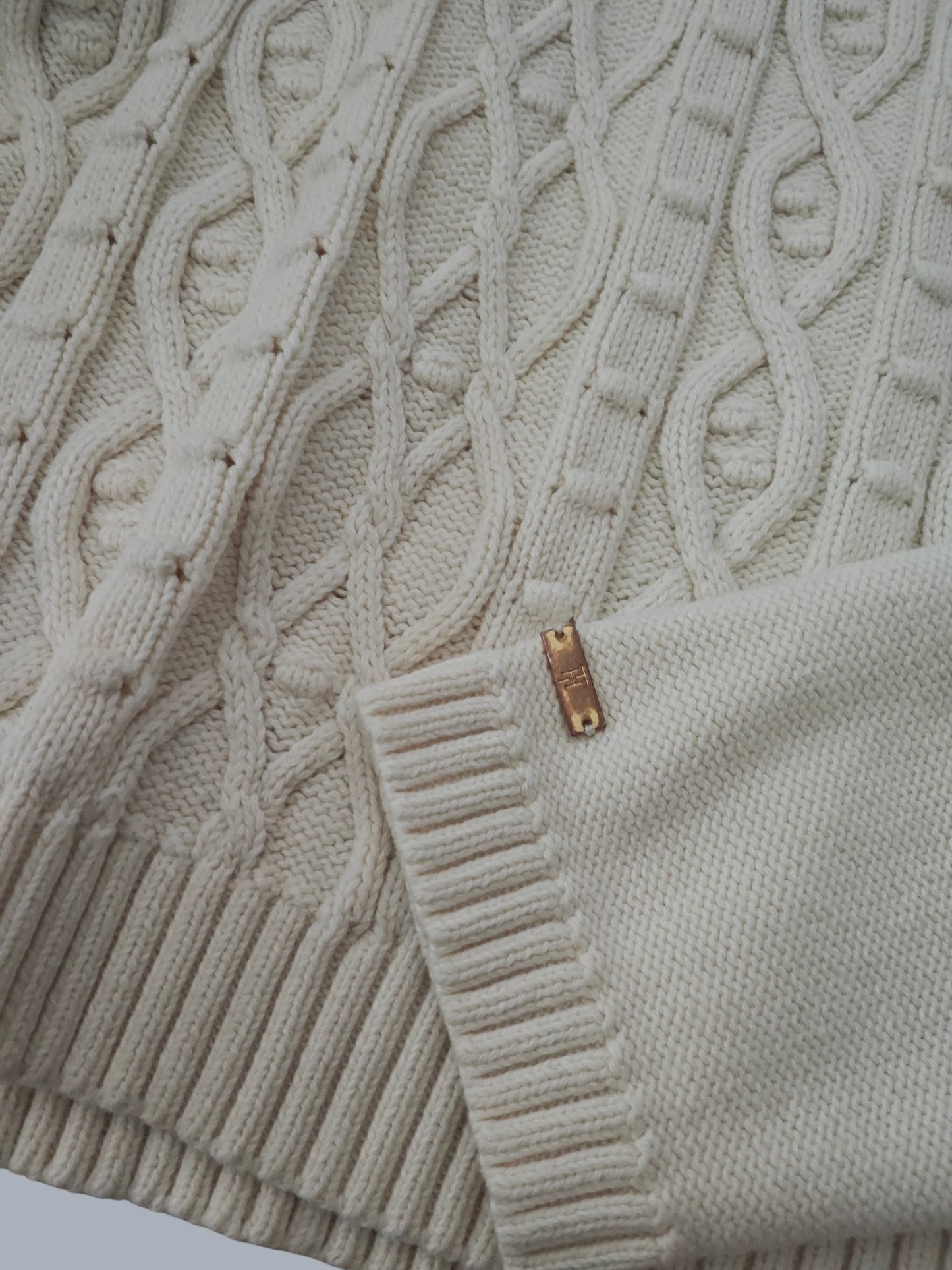Pull Tommy Hilfiger torsadé écru 100% coton taille M SECONDE MAIN