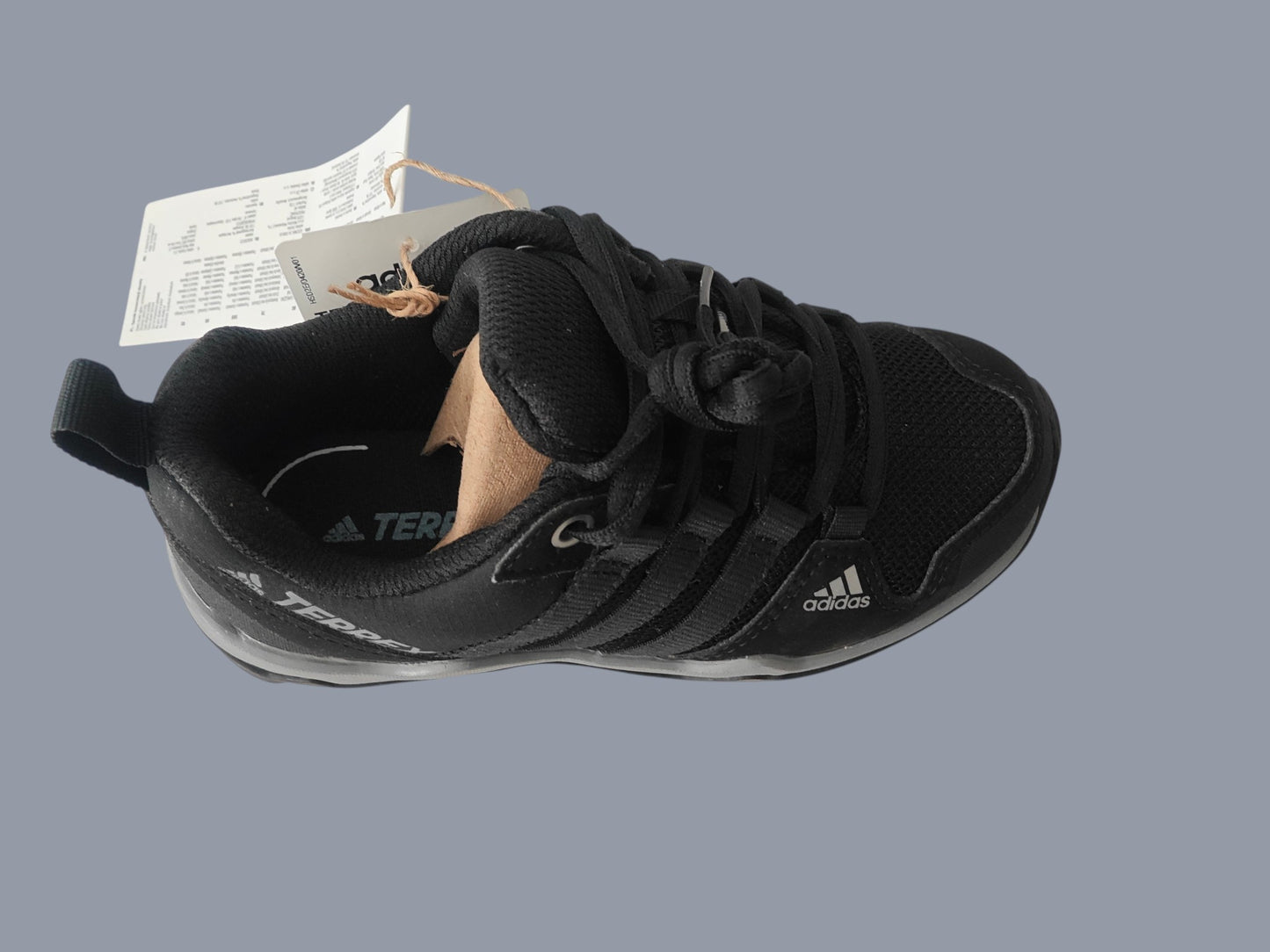 Chaussures Adidas Terrex AX2R K – Noir / Gris – Taille 28 – Neuves avec boîte