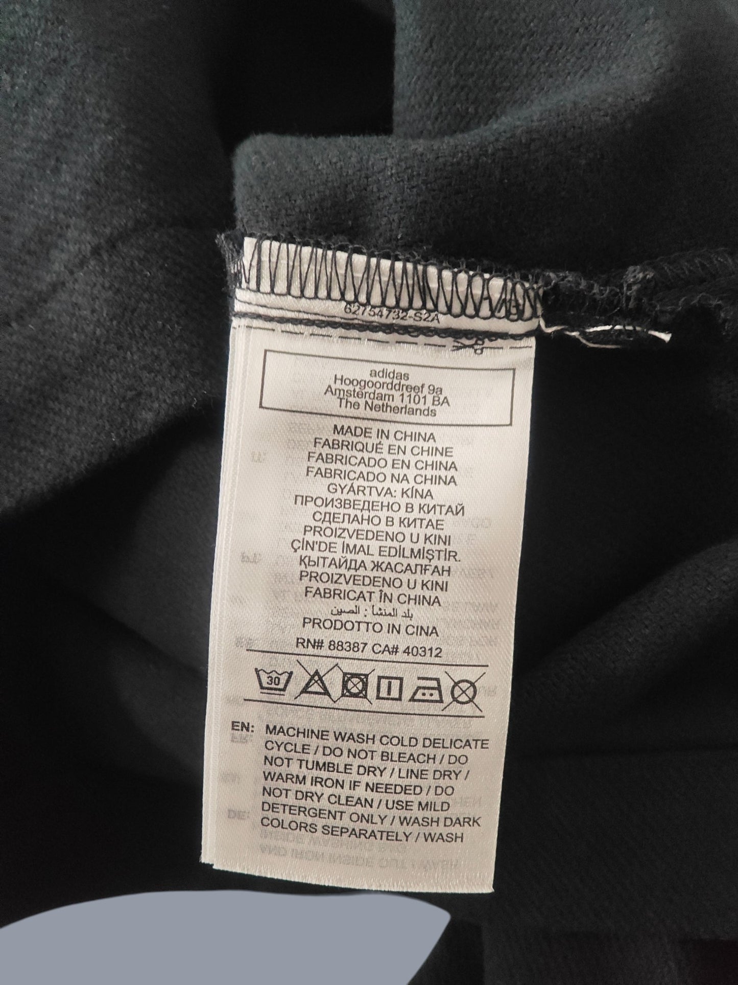 Chemise Adidas Originals P ESS SHI – Noire – Taille XS – Neuve avec étiquette