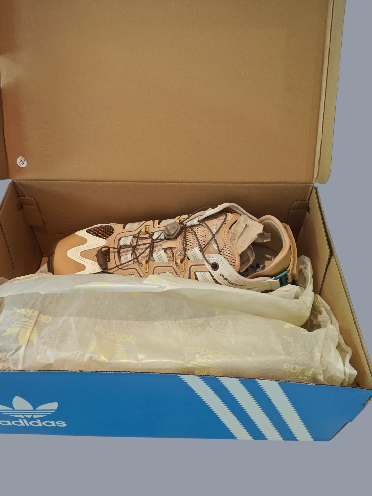 Adidas Hyperturf – neuves – taille 45 1/3