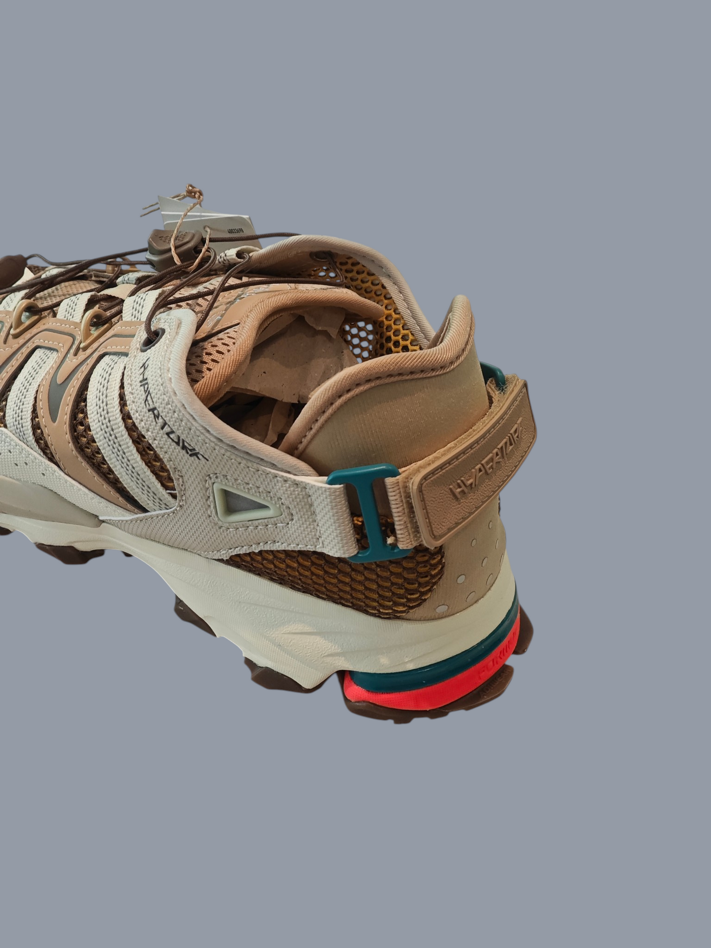 Adidas Hyperturf – neuves – taille 45 1/3